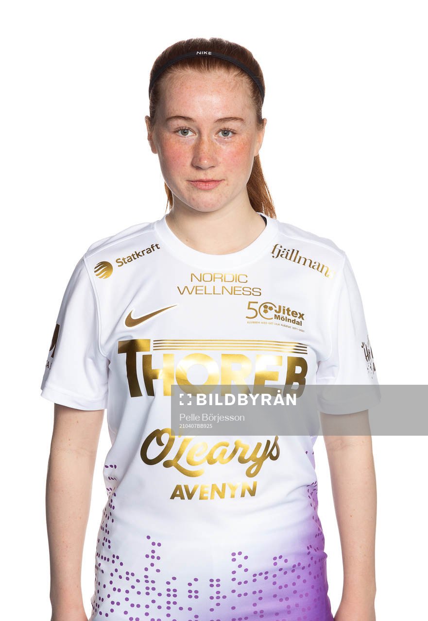 Jitex Ella Reidy poserar för ett porträtt den 7 april 2021 i Mölndal.