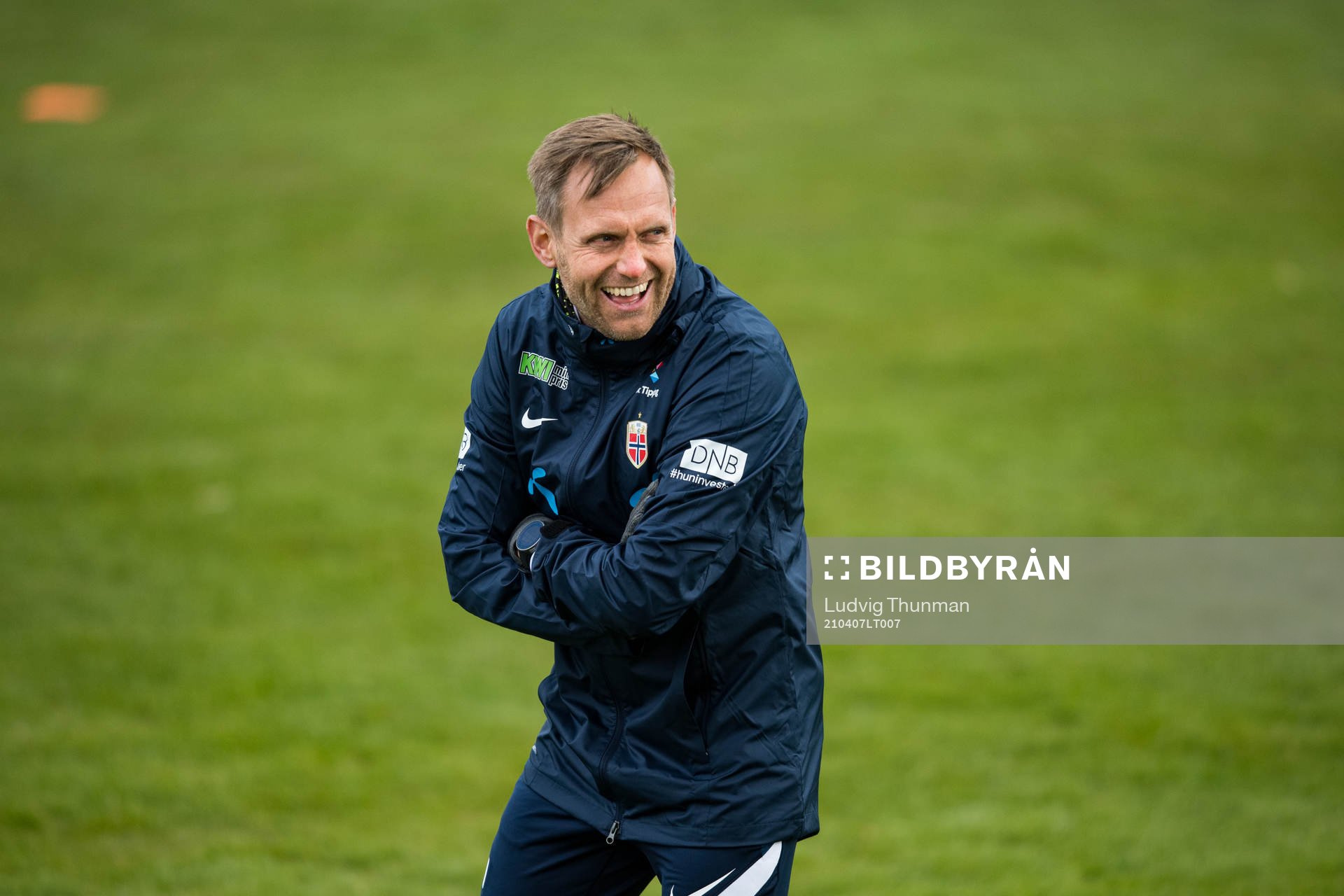 Coach Martin Sjögren of the Norwegian national football