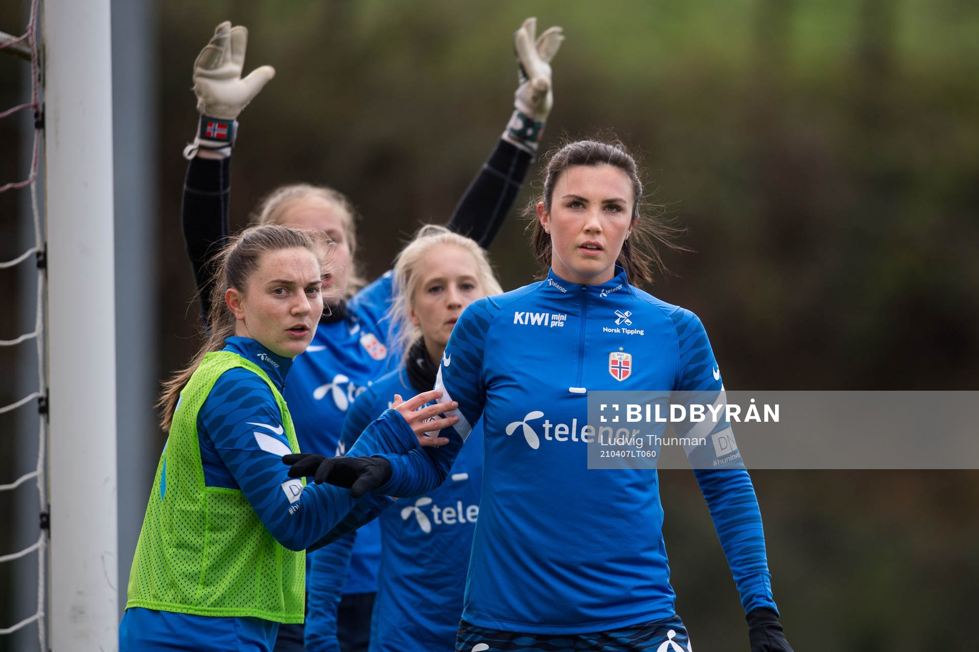 Vilde Bøe Risa and Ingrid Syrstad Engen of the Norwegian