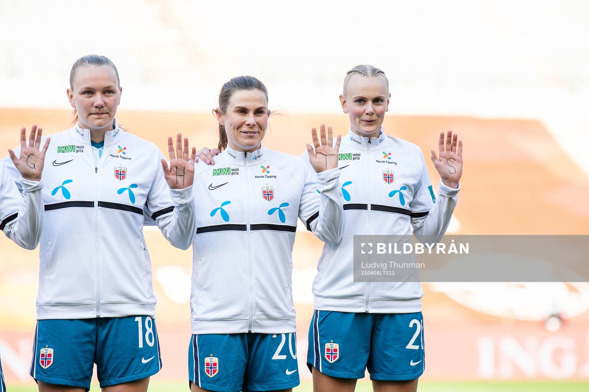 Frida Maanum, Emilie Bosshard Haavi and Karina Sævik of