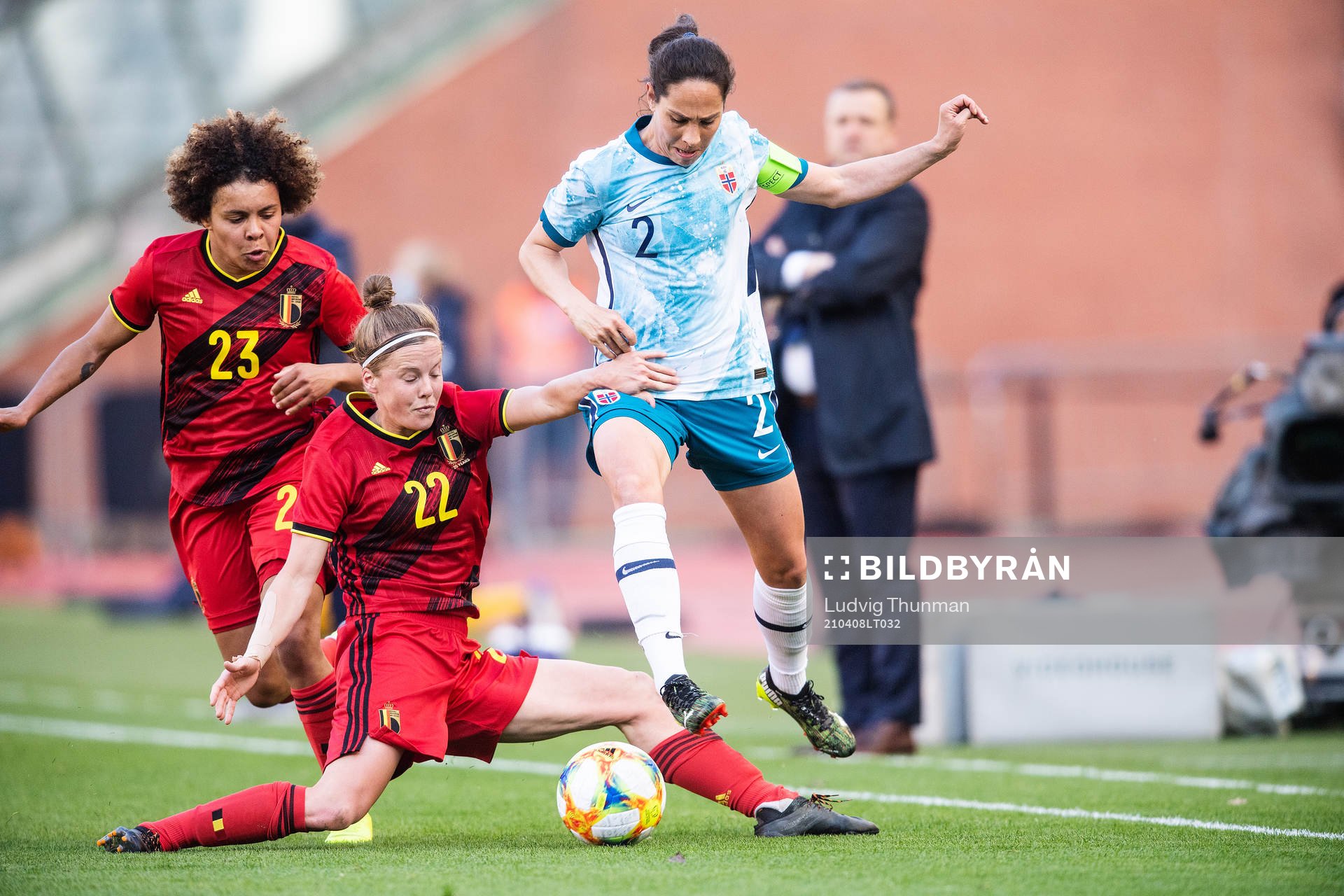 Kassandra Missipo and Laura Deloose of Belgium against
