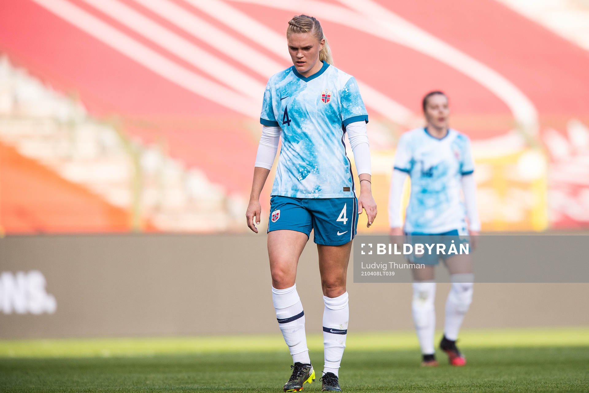 Kristine Bjørndal Leine and Cecilie Redisch Kvamme of