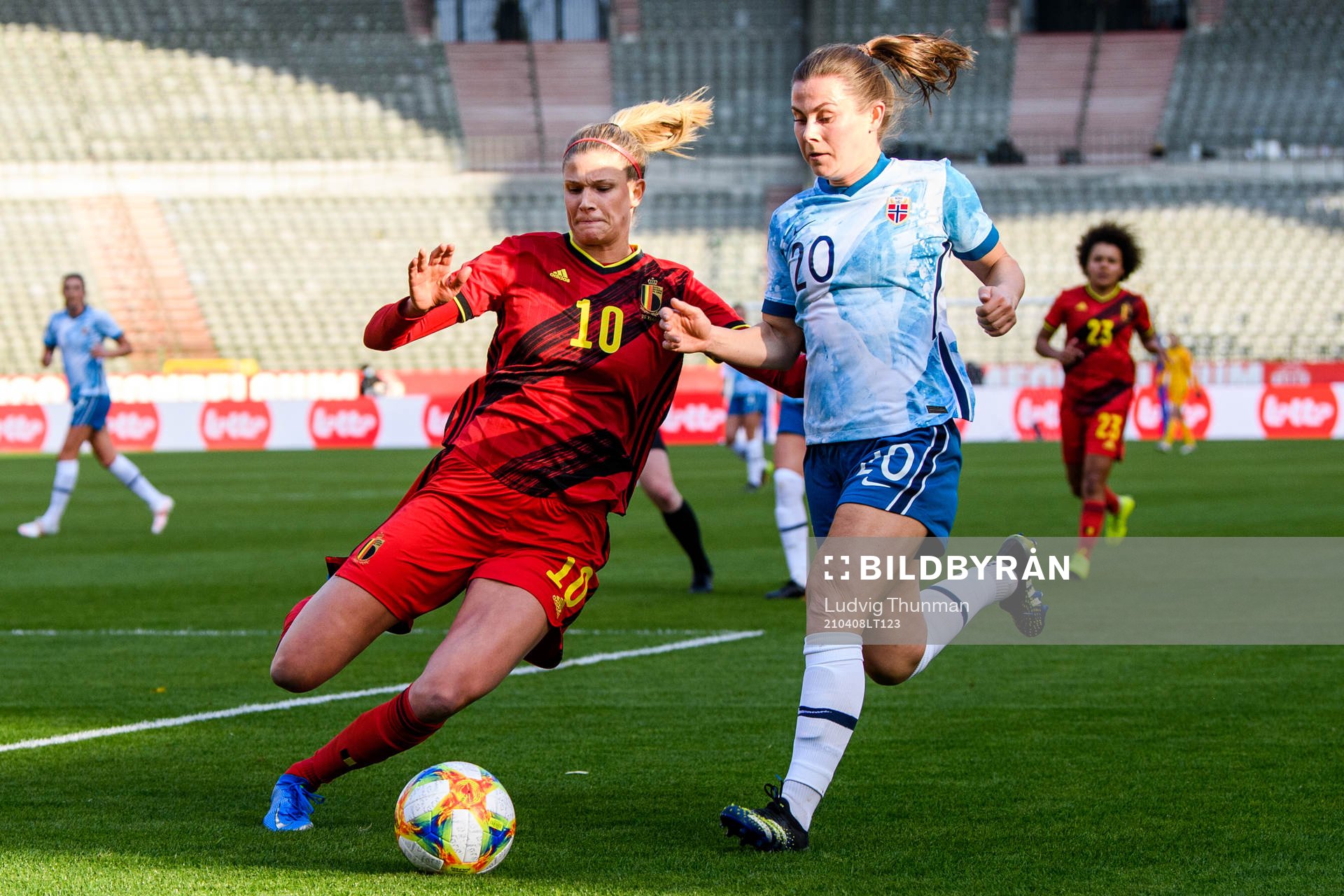Justine Vanhaevermaet of Belgium and Emilie Bosshard Haavi