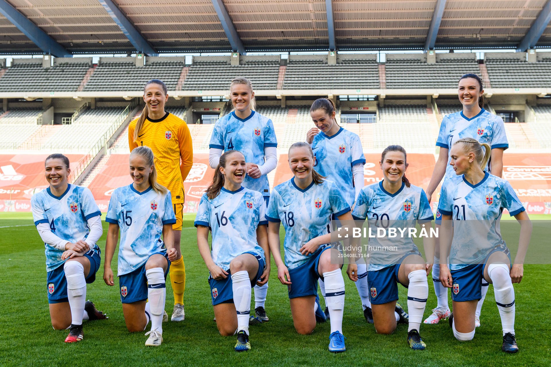 Norway's starting eleven prepare for a team photo