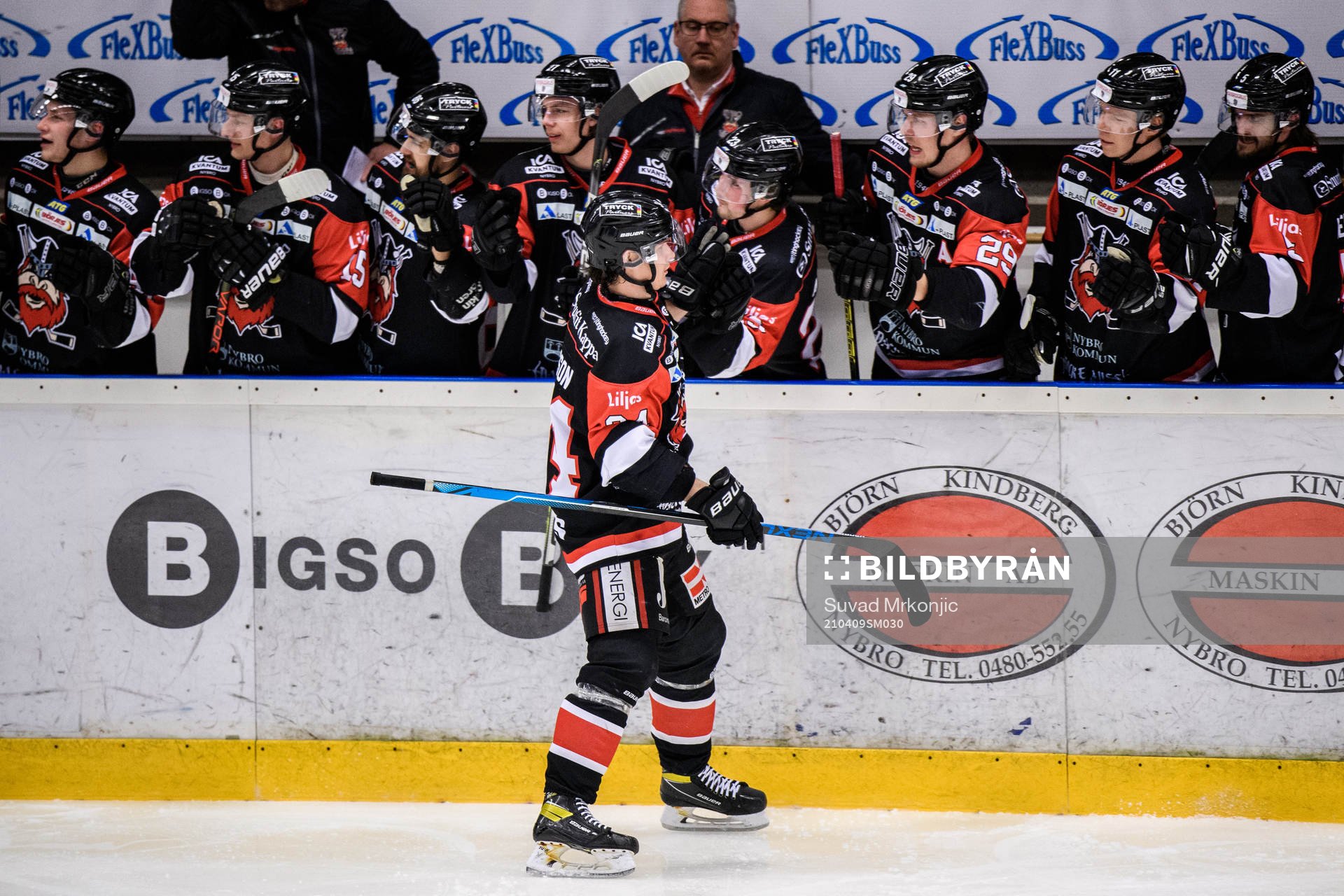 Nybros Simon Hansson jublar