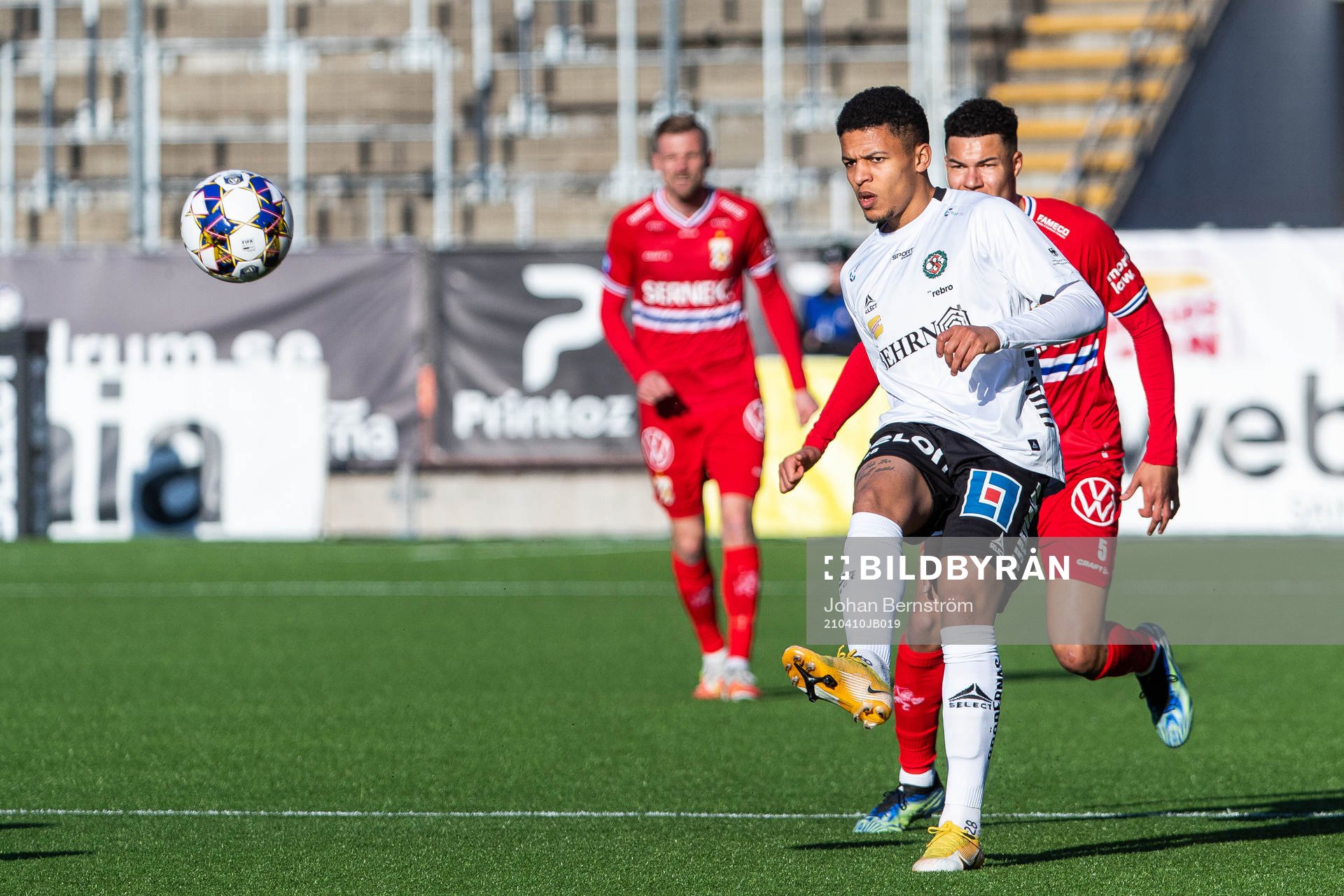 Örebros Romain Gall