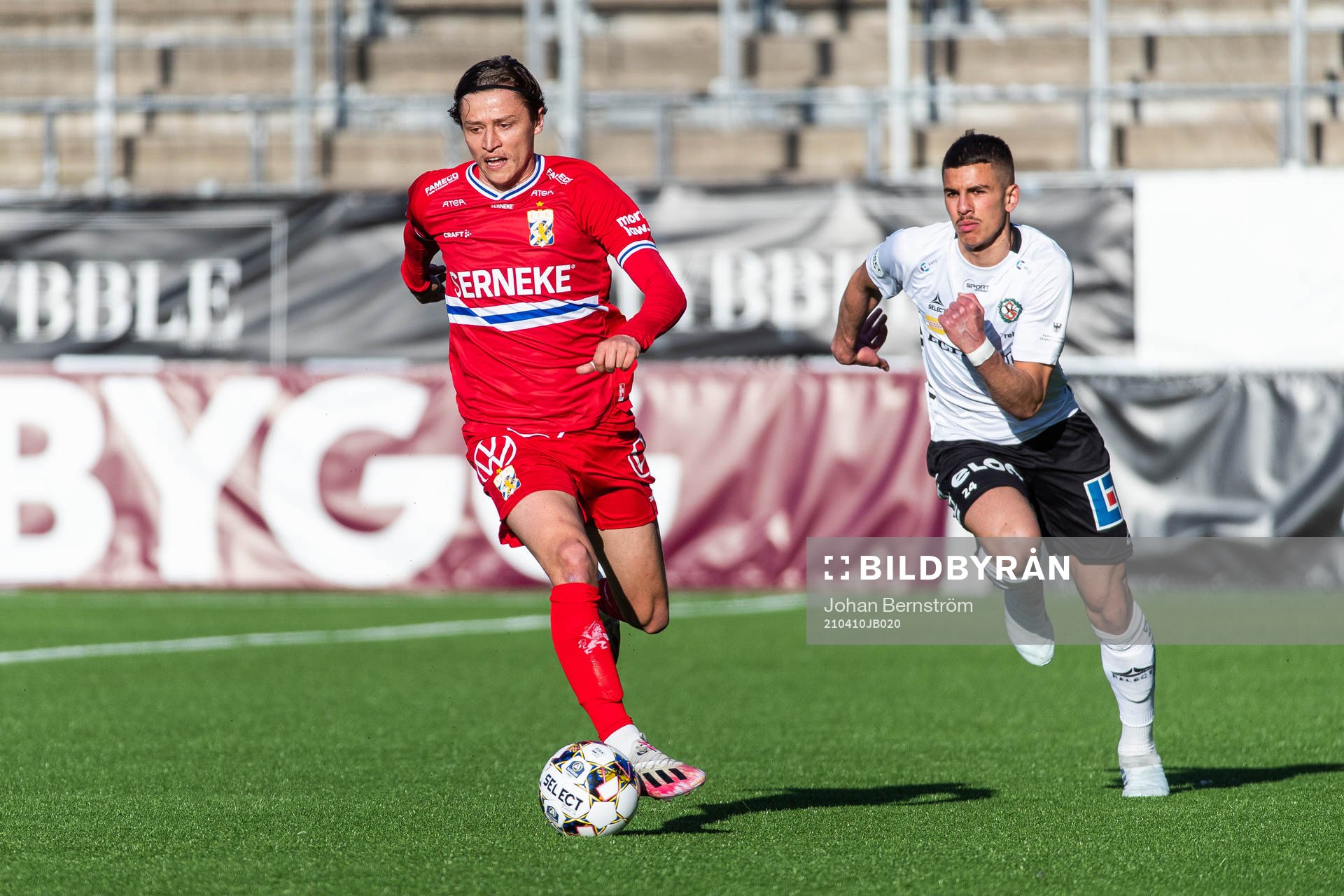 IFK Göteborgs Simon Thern och Örebros Hussein Ali