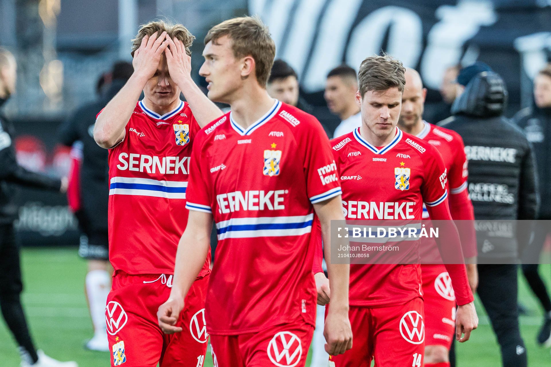 IFK Göteborgs August Erlingmark deppar