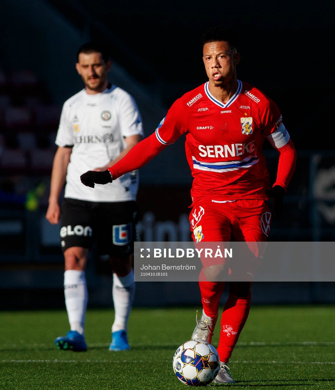 Örebros Agon Mehmeti och IFK Göteborgs Tobias Sana