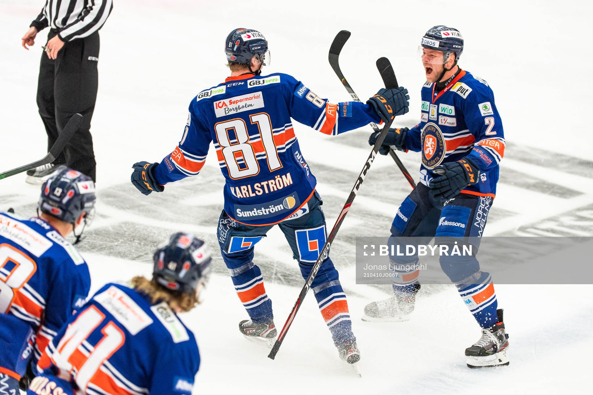 Växjös Fredrik Karlström och Christian Folin jublar