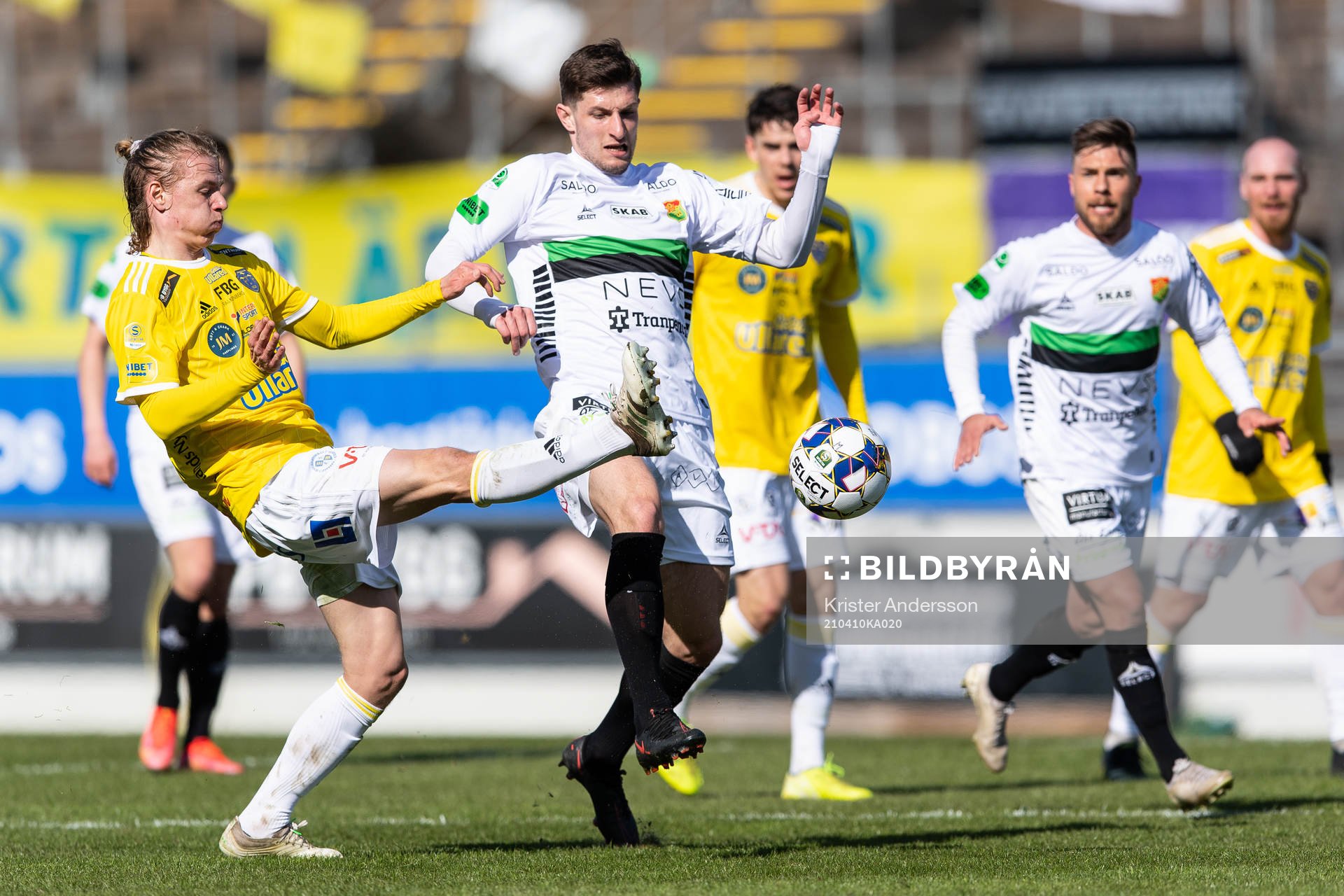 Falkenbergs Melker Nilsson och GAIS Adnan Maric