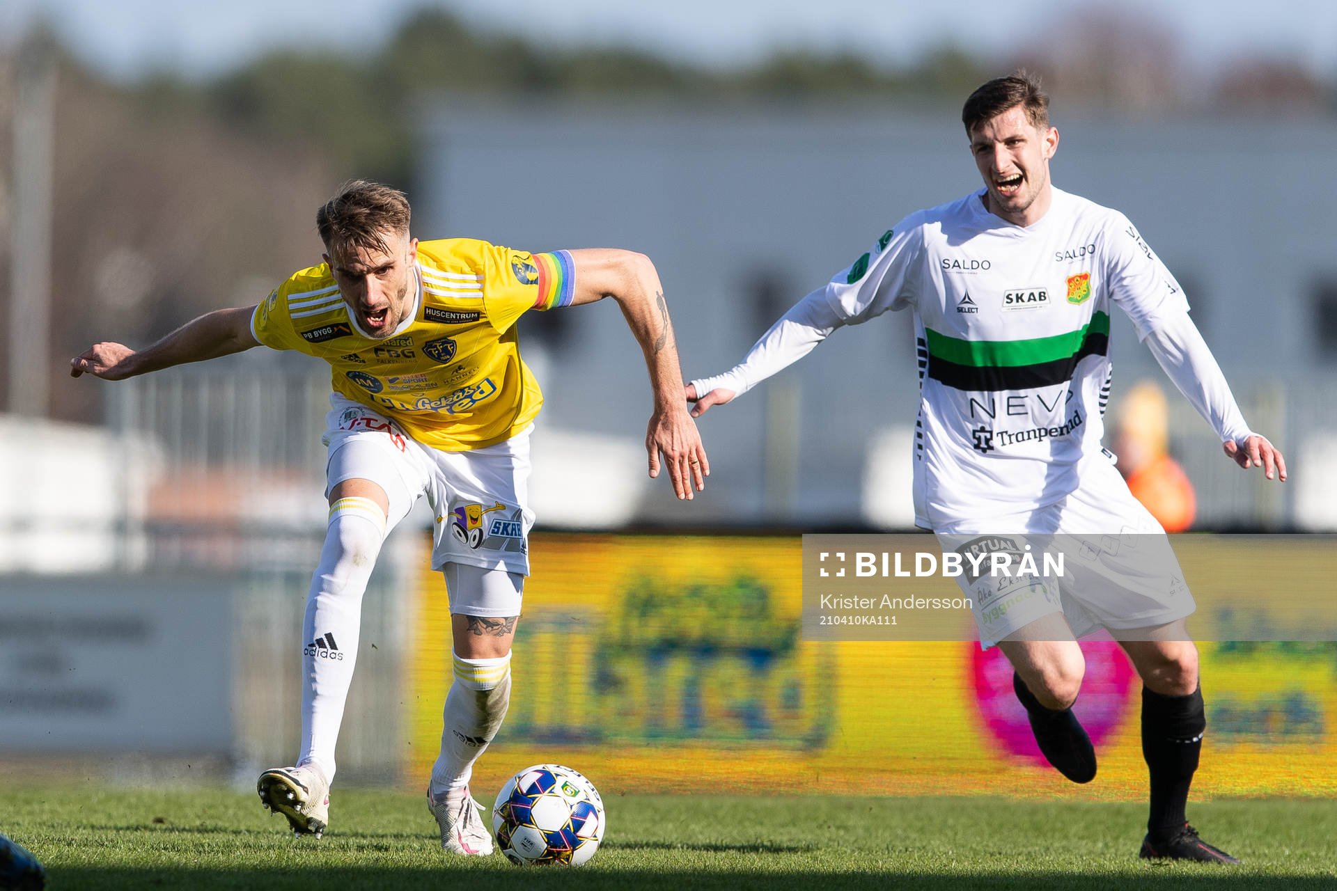 Falkenbergs Tobias Karlsson och GAIS Adnan Maric