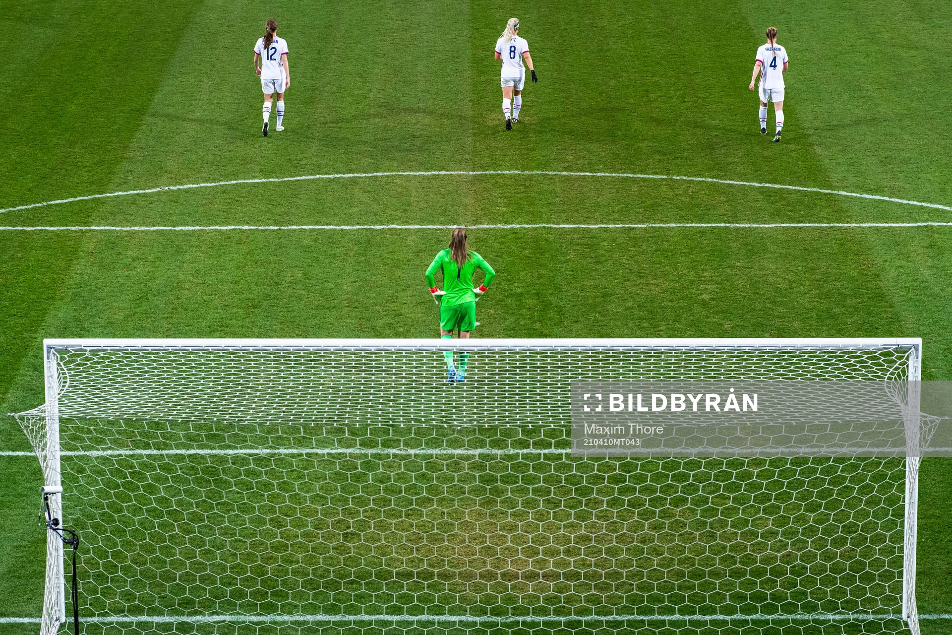 Goalkeeper Alyssa Naeher of USA looks dejected