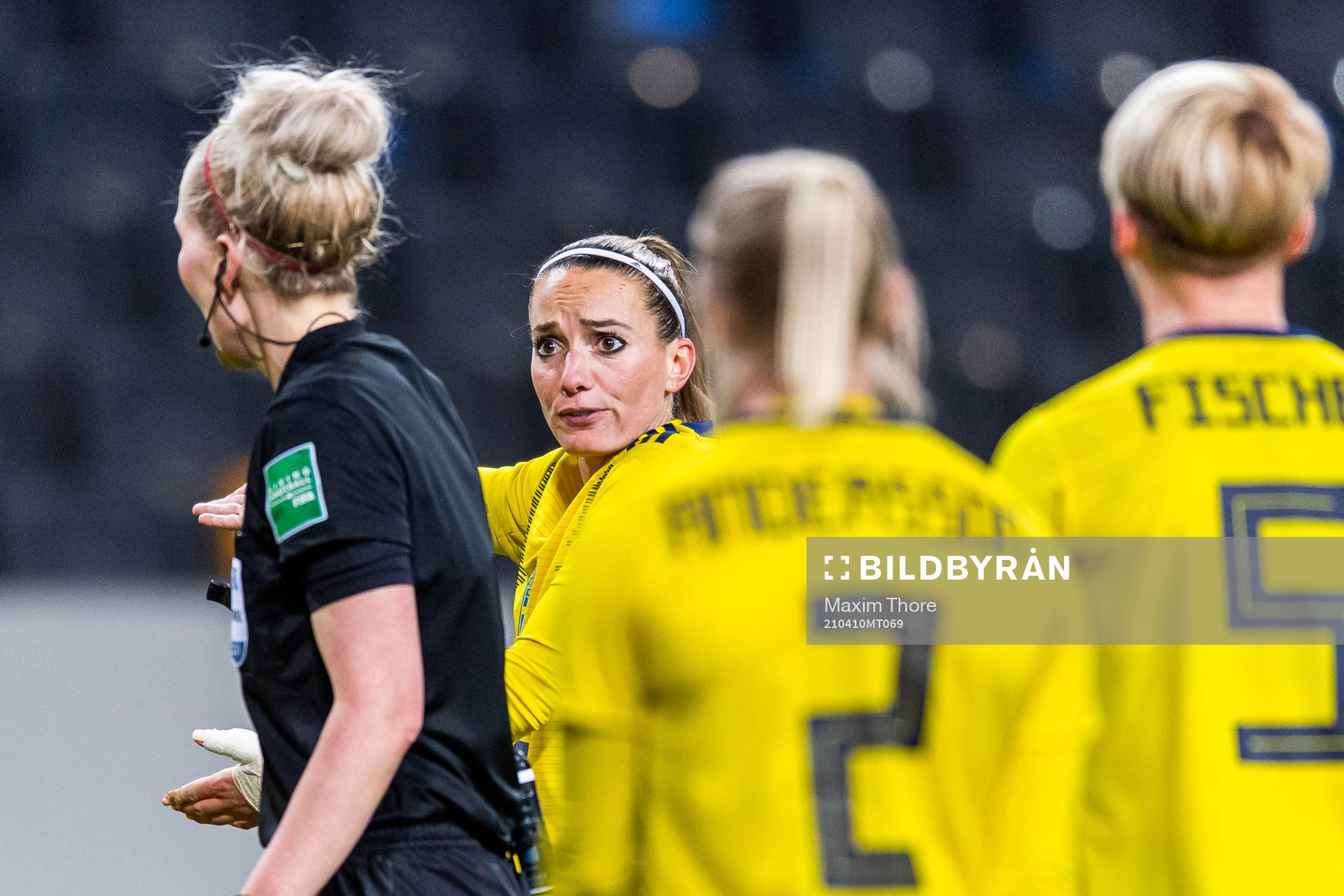 Kosovare Asllani of Sweden reacts