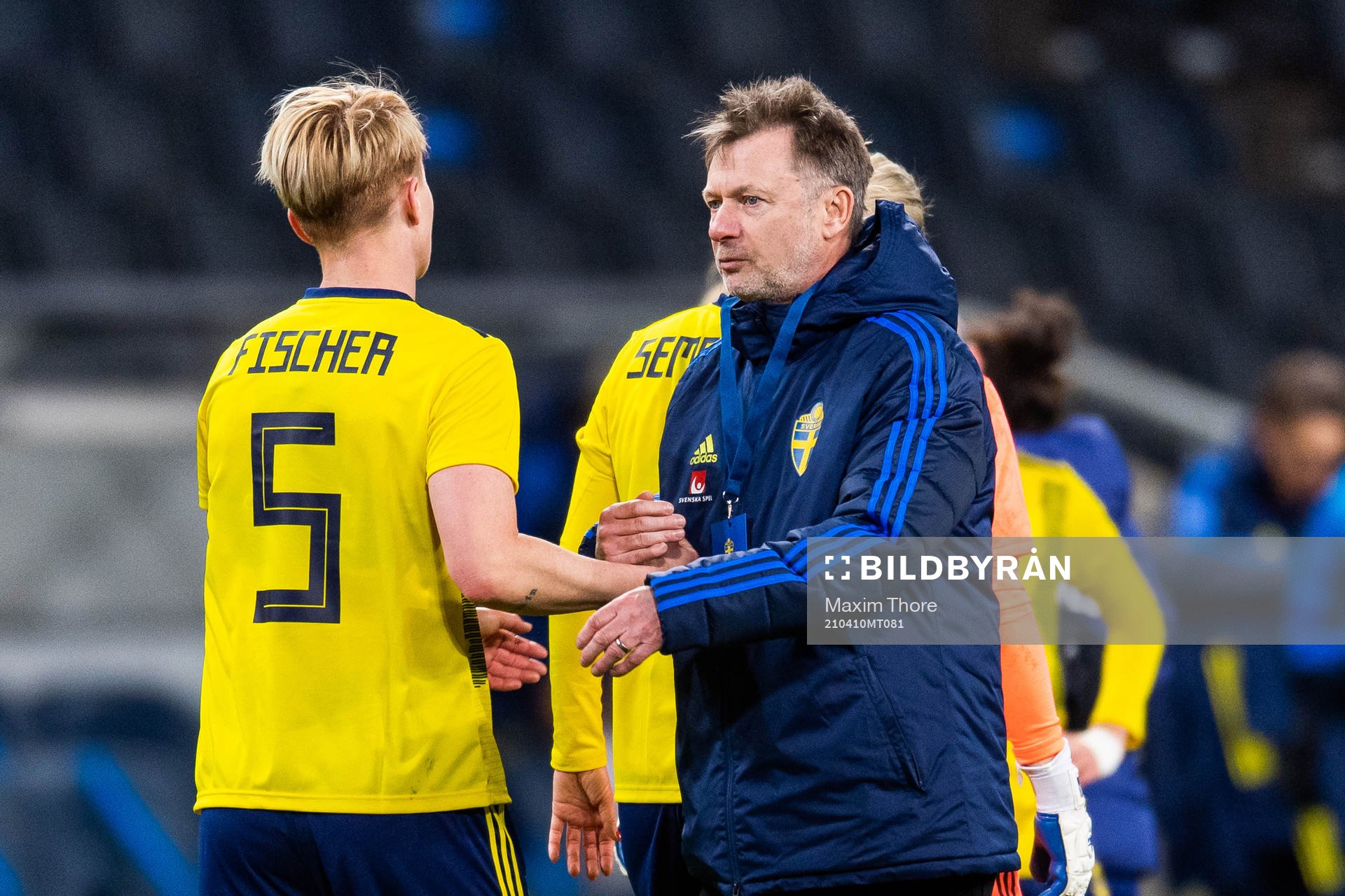 Nilla Fischer and Peter Gerhardsson, Head coach of Sweden
