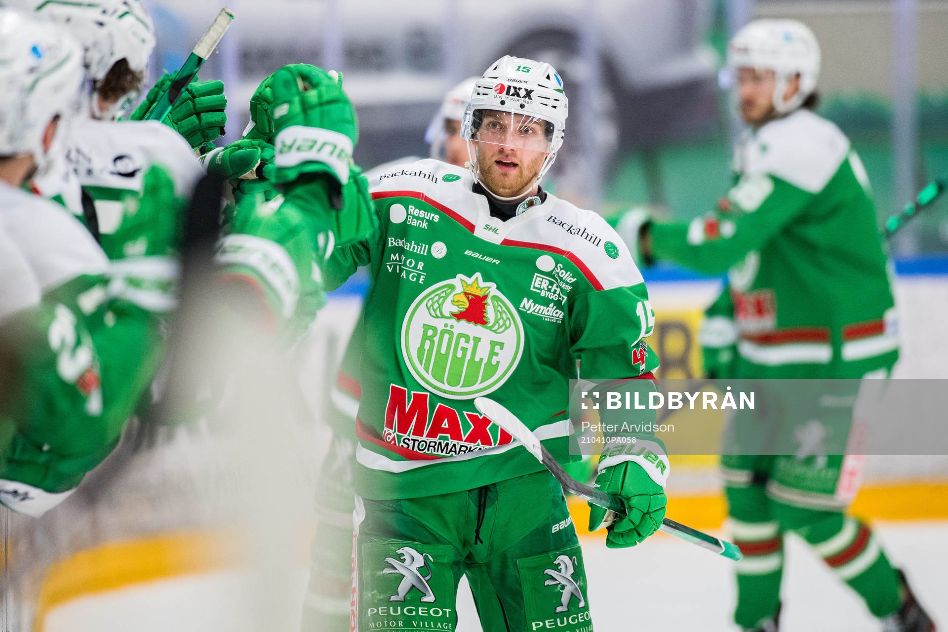 Rögles Simon Ryfors jublar