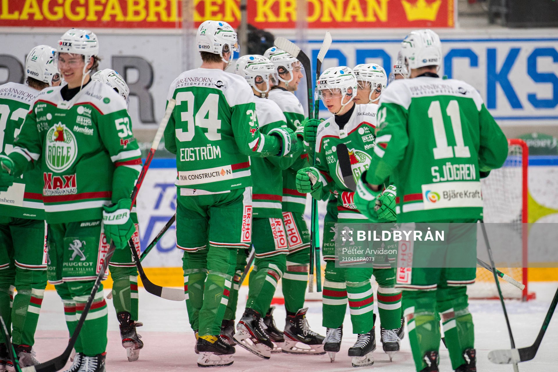 Rögles Adam Edström och Samuel Jonsson jublar
