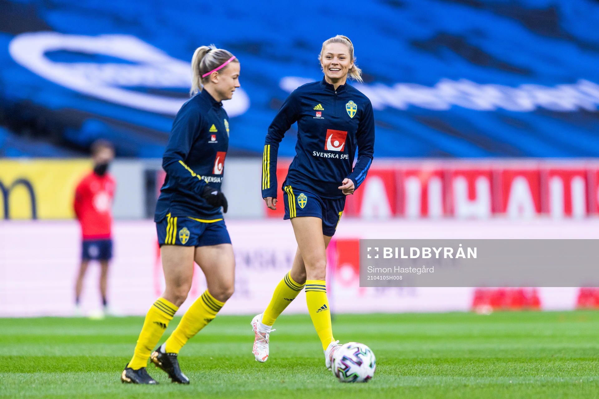 Magdalena Eriksson and Fridolina Rolfö of Sweden