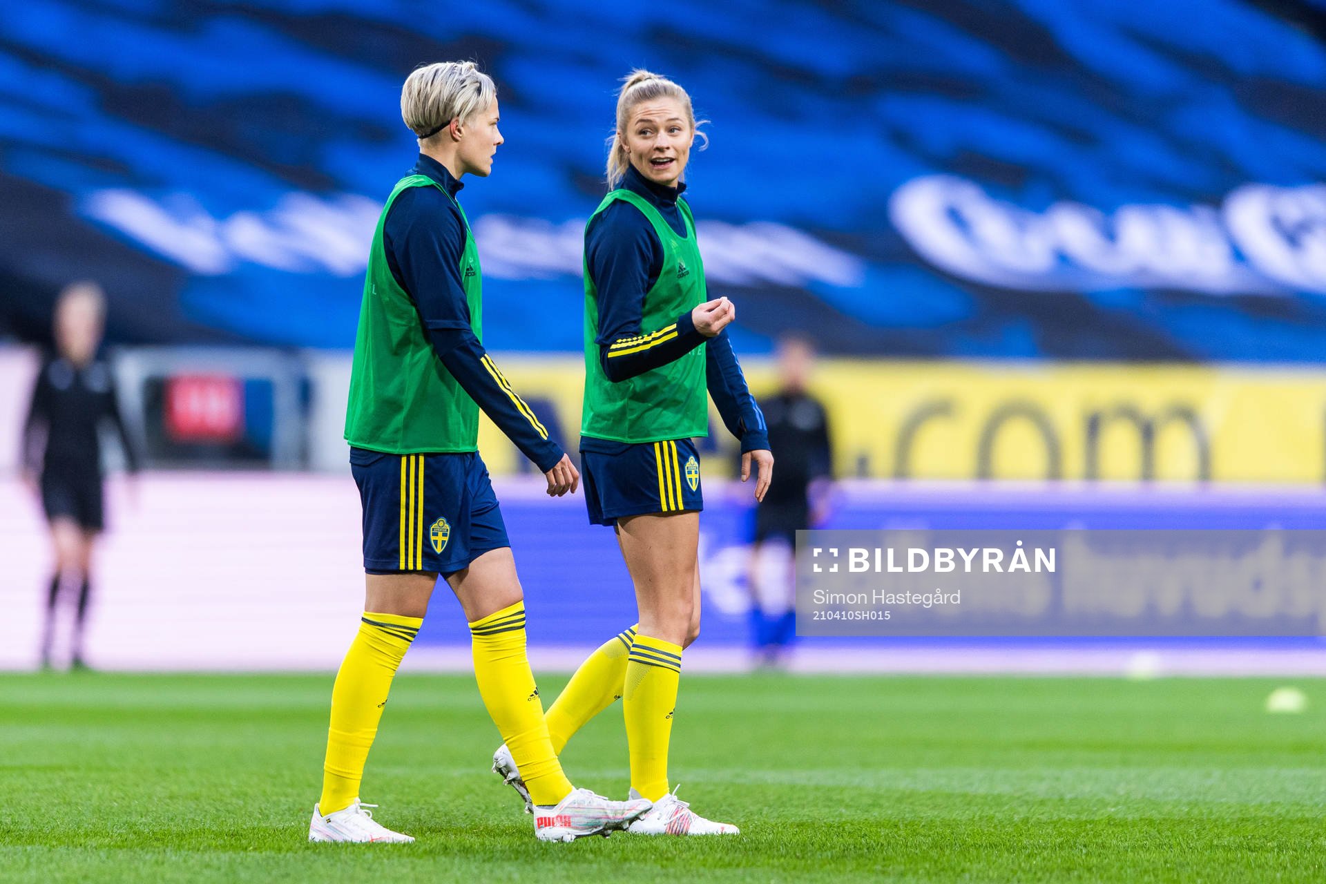 Lina Hurtig and Fridolina Rolfö of Sweden