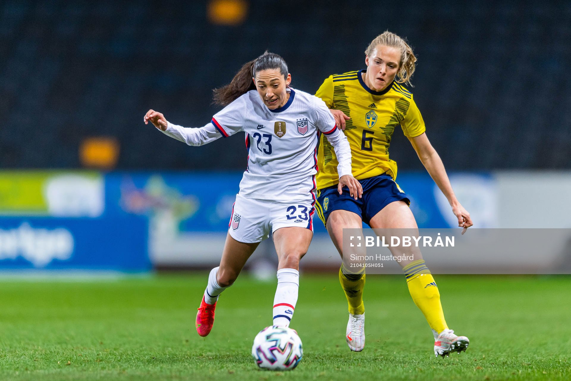Christen Press of USA and Magdalena Eriksson of Sweden