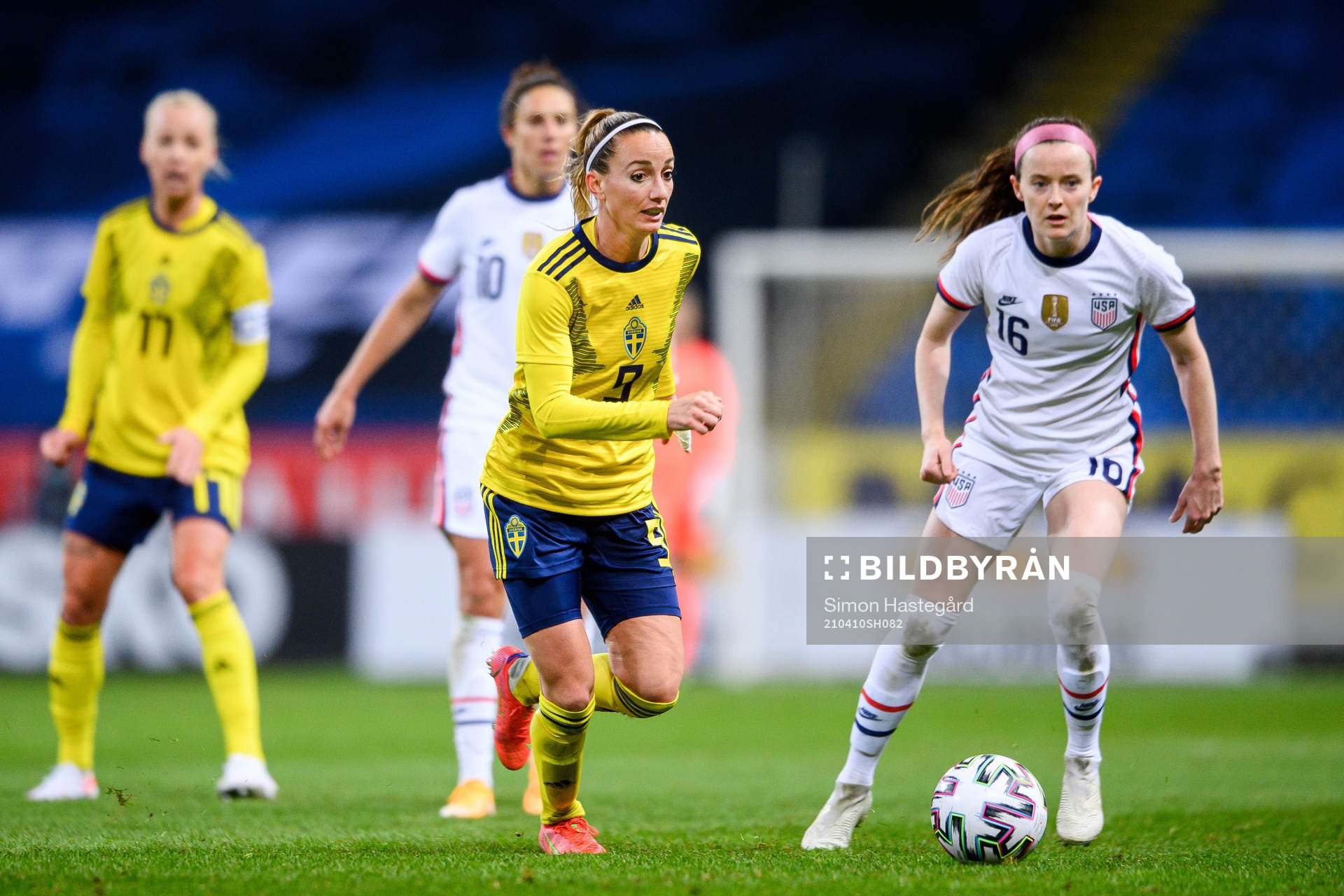 Kosovare Asllani of Sweden