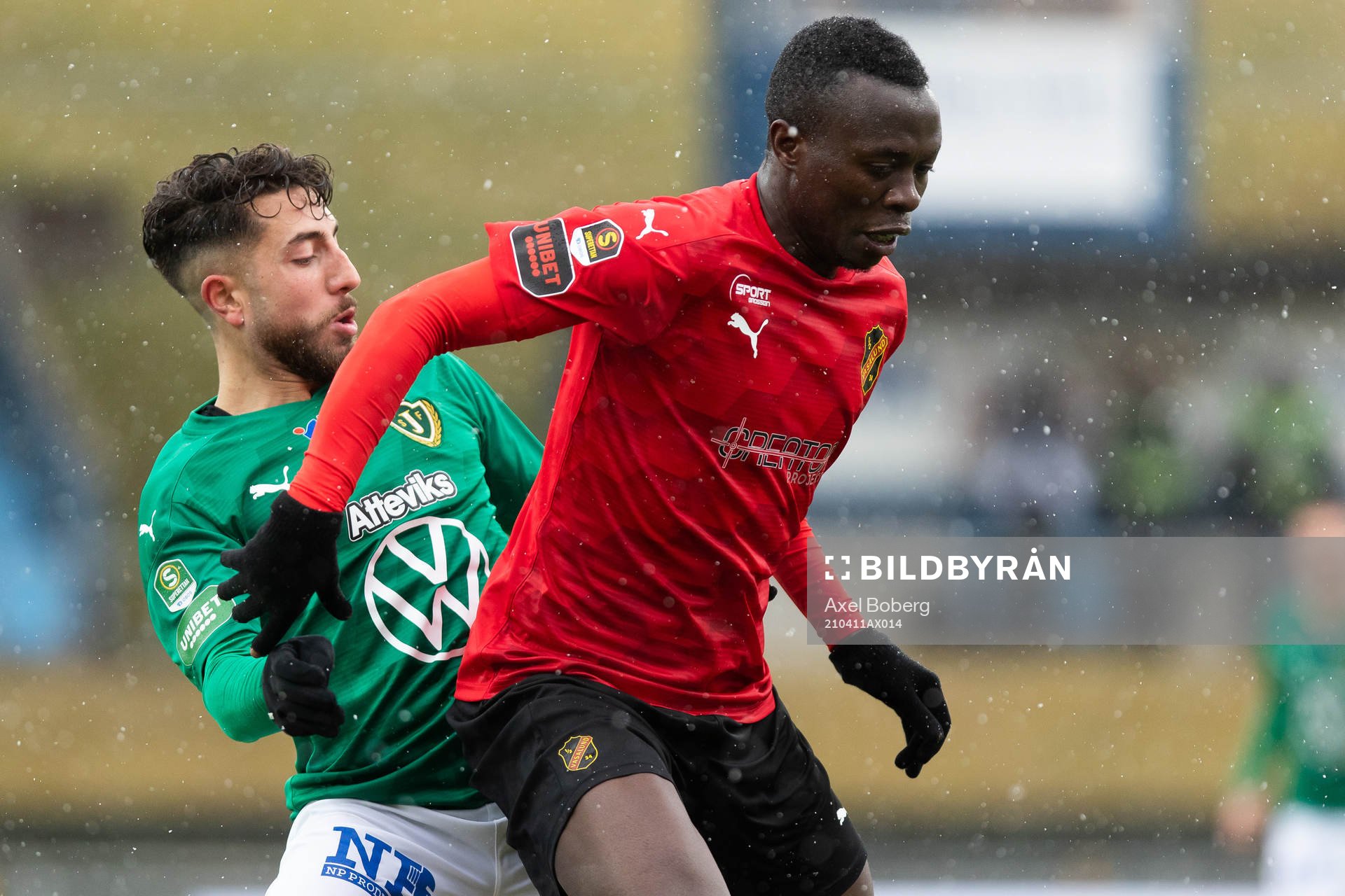 Jönköpings  Moustafa Zeidan och Vasalunds Anthony Wambani