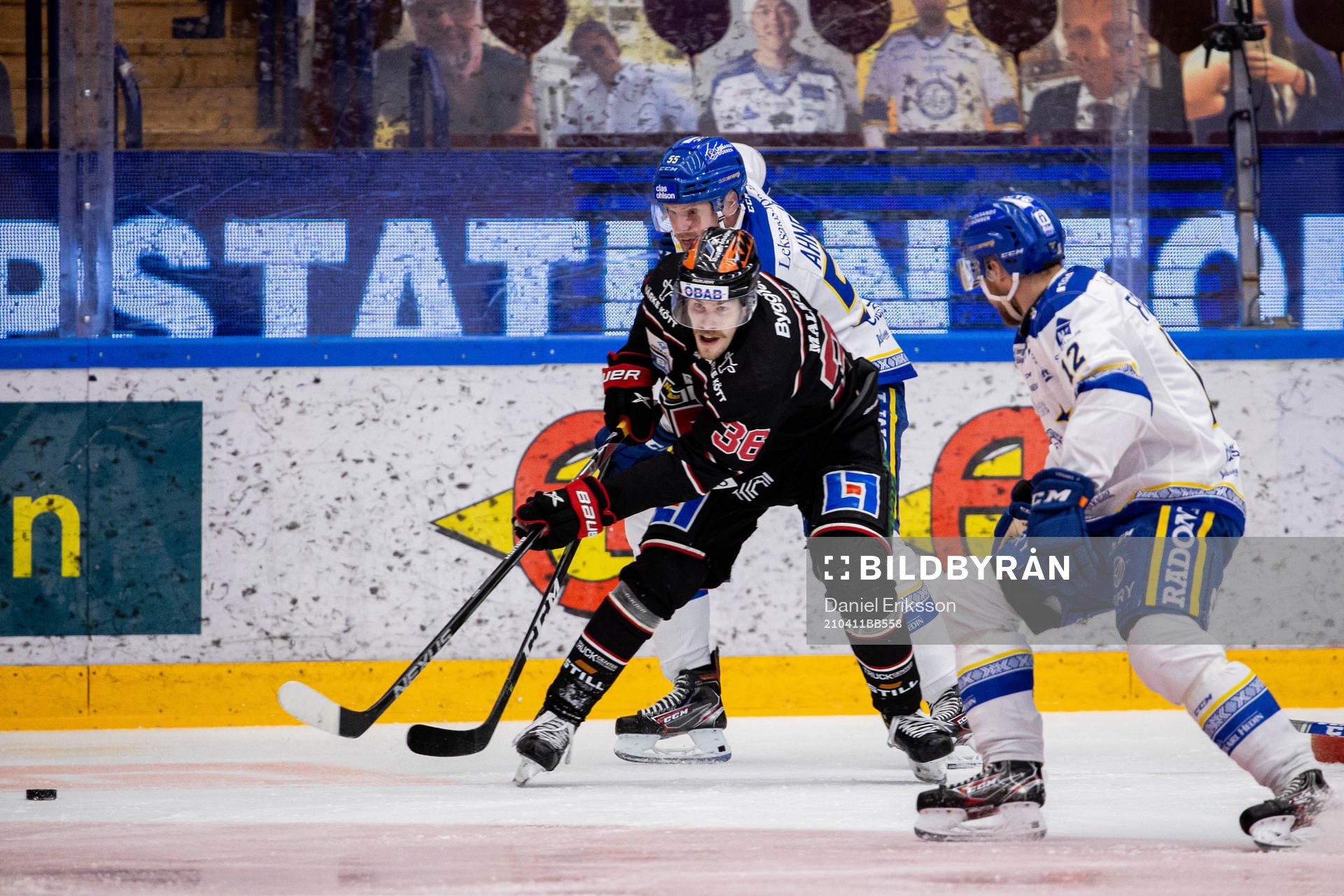 Örebros Emil Larsson och Leksands Jonas Ahnelöv