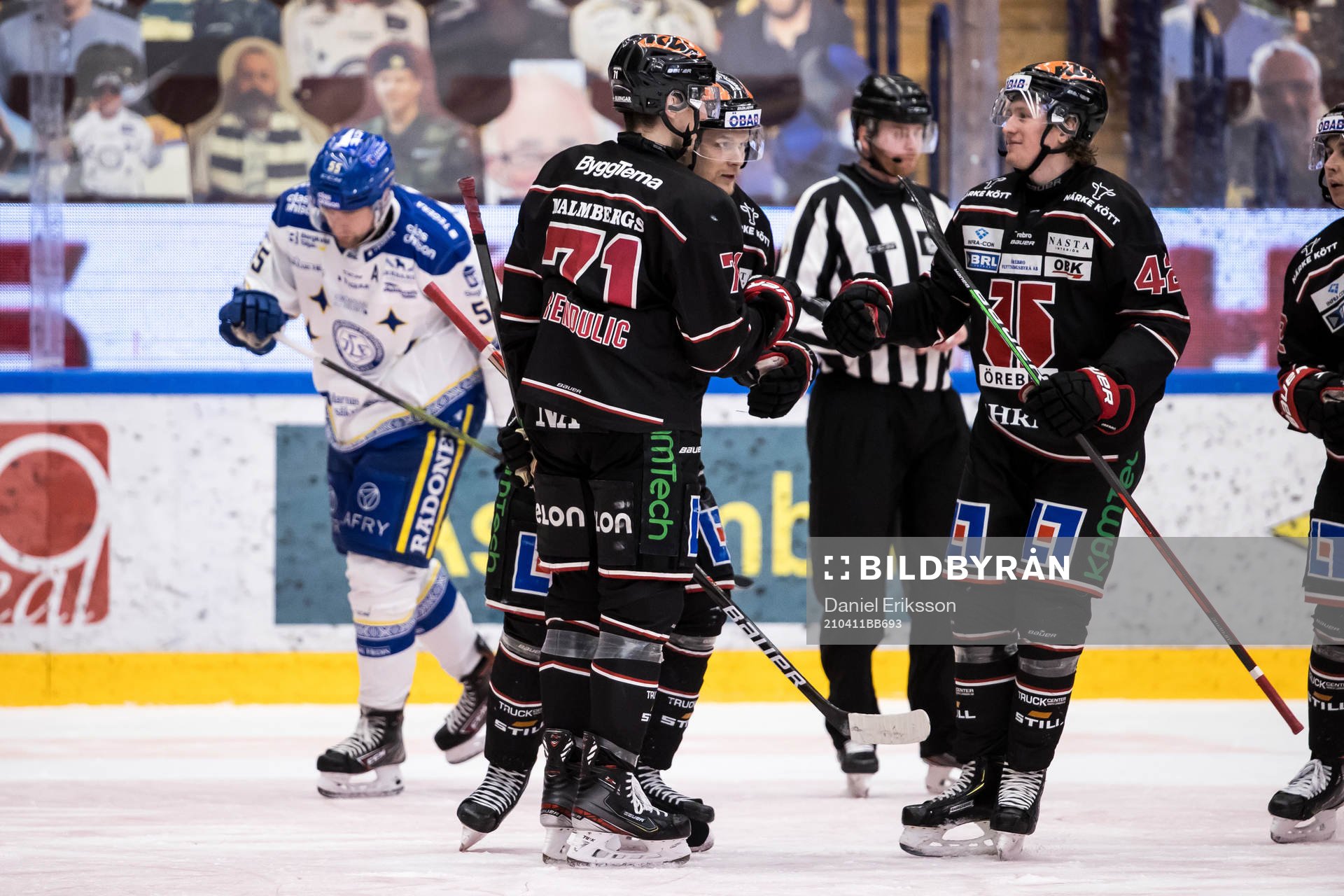 Örebros Kalle Jellvert jubel