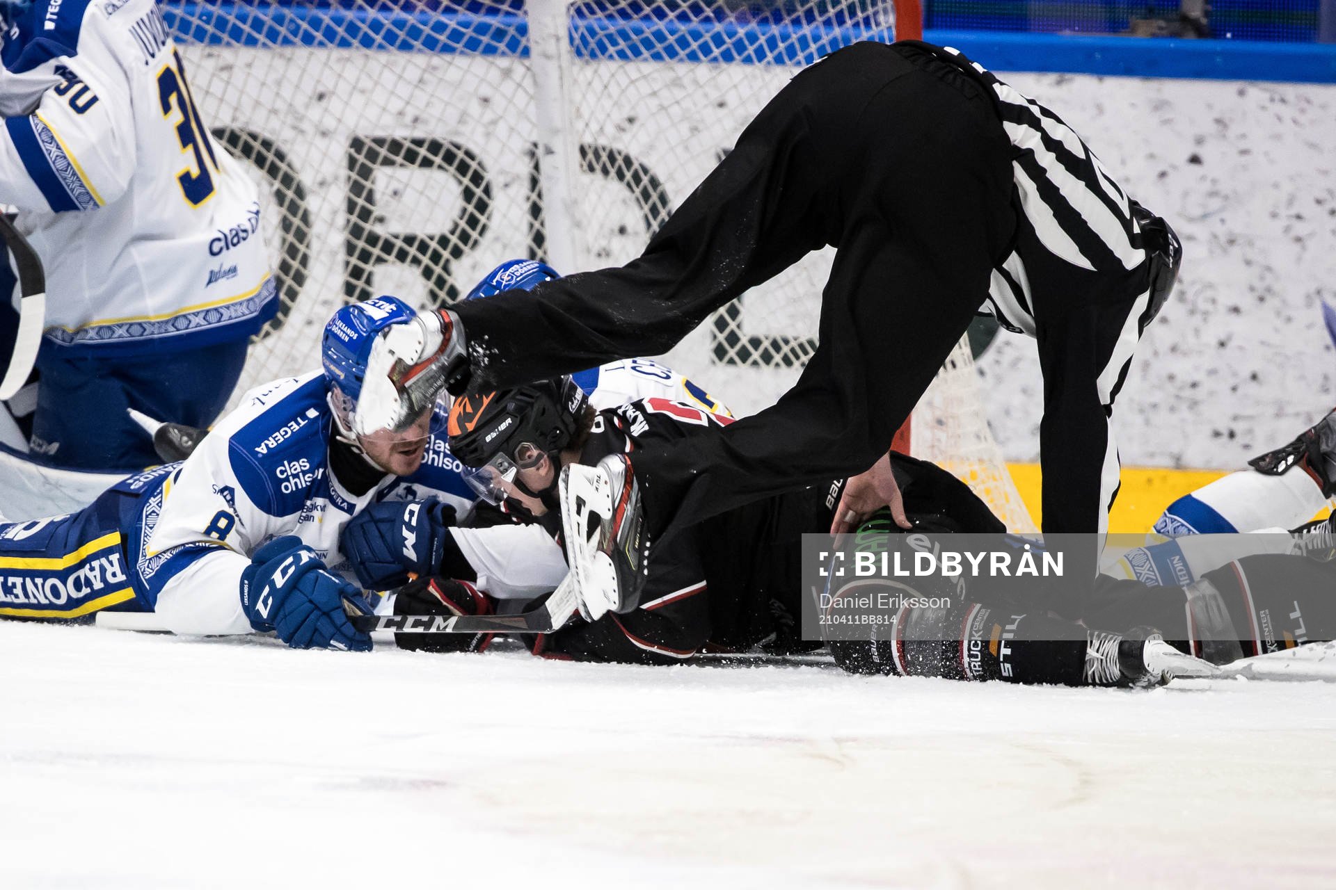 +under kvartsfinal ett i SHL mellan Leksand och Örebro