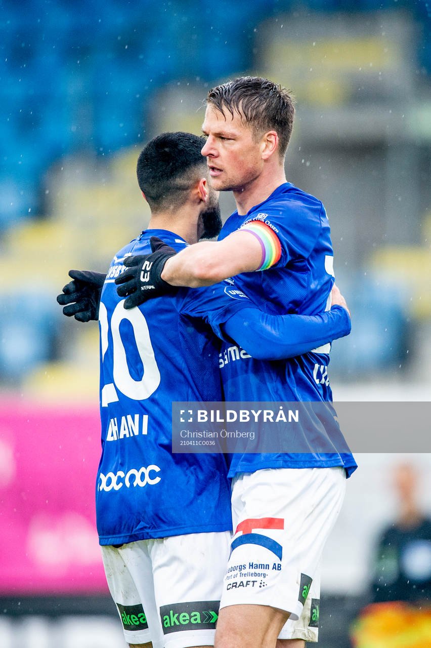 Trelleborgs Mouhammed Ali Dhaini och Fredrik Liverstam jublar efter vinsten i fotbollsmatchen i Superettan mellan Trelleborg och Norrby den 11 april 2021 i Trelleborg.