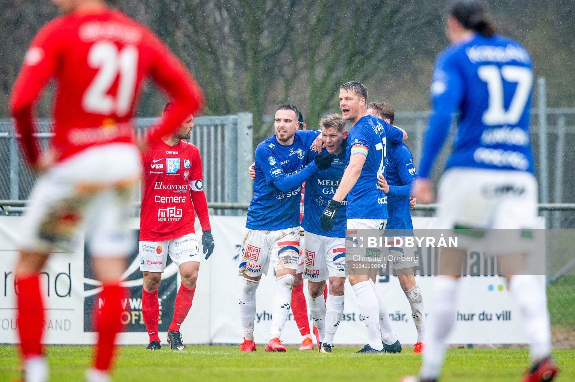 Trelleborgs Dzenis Kozica, Fritiof Björké och Fredrik Liverstam jublar efter 2-1 under fotbollsmatchen i Superettan mellan Trelleborg och Norrby den 11 april 2021 i Trelleborg.