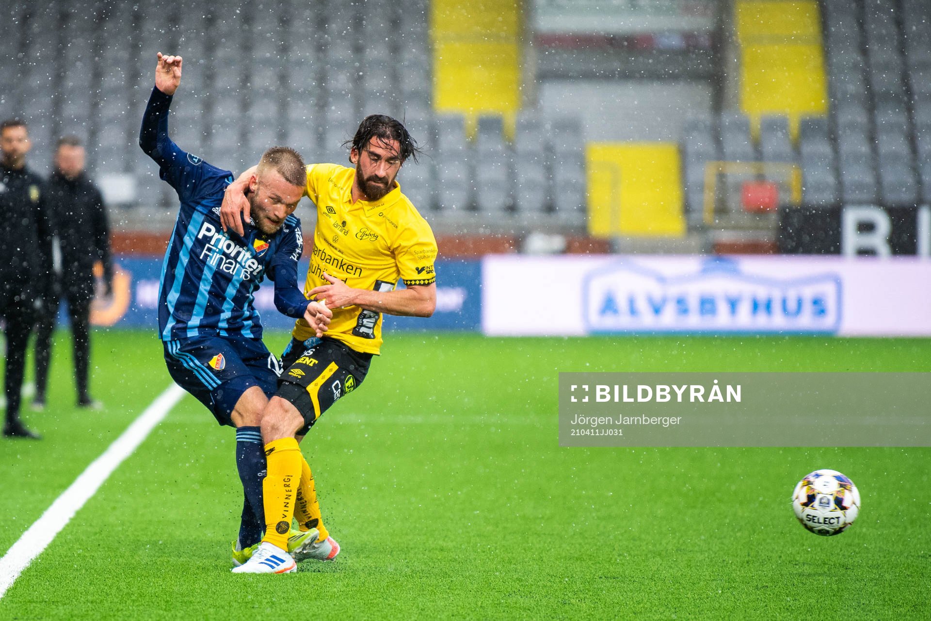 Djurgårdens Nicklas Bärkroth och Elfsborgs Frederik Holst