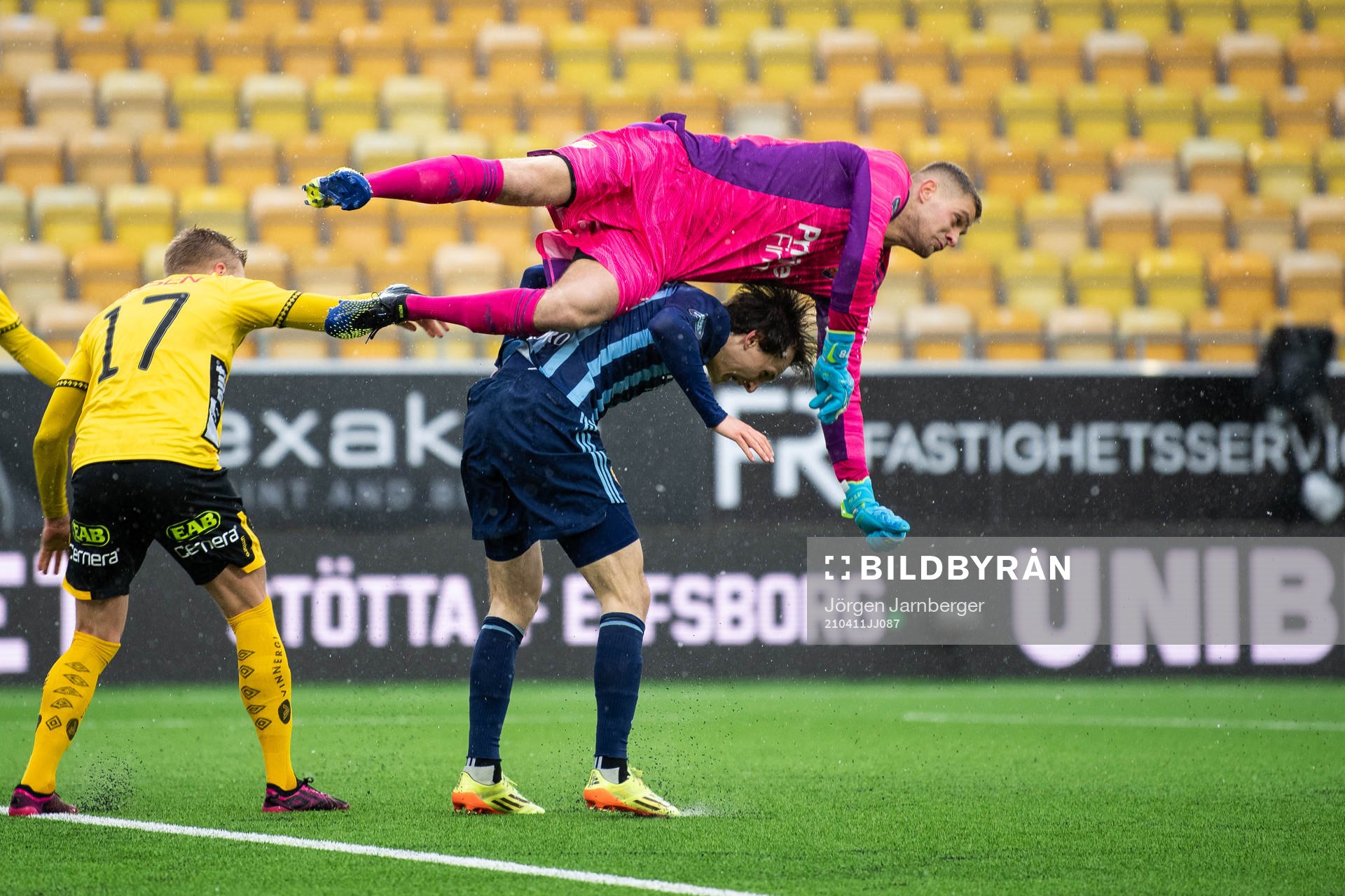 Djurgårdens målvakt Aleksandr Vasyutin och Hjalmar Ekdal