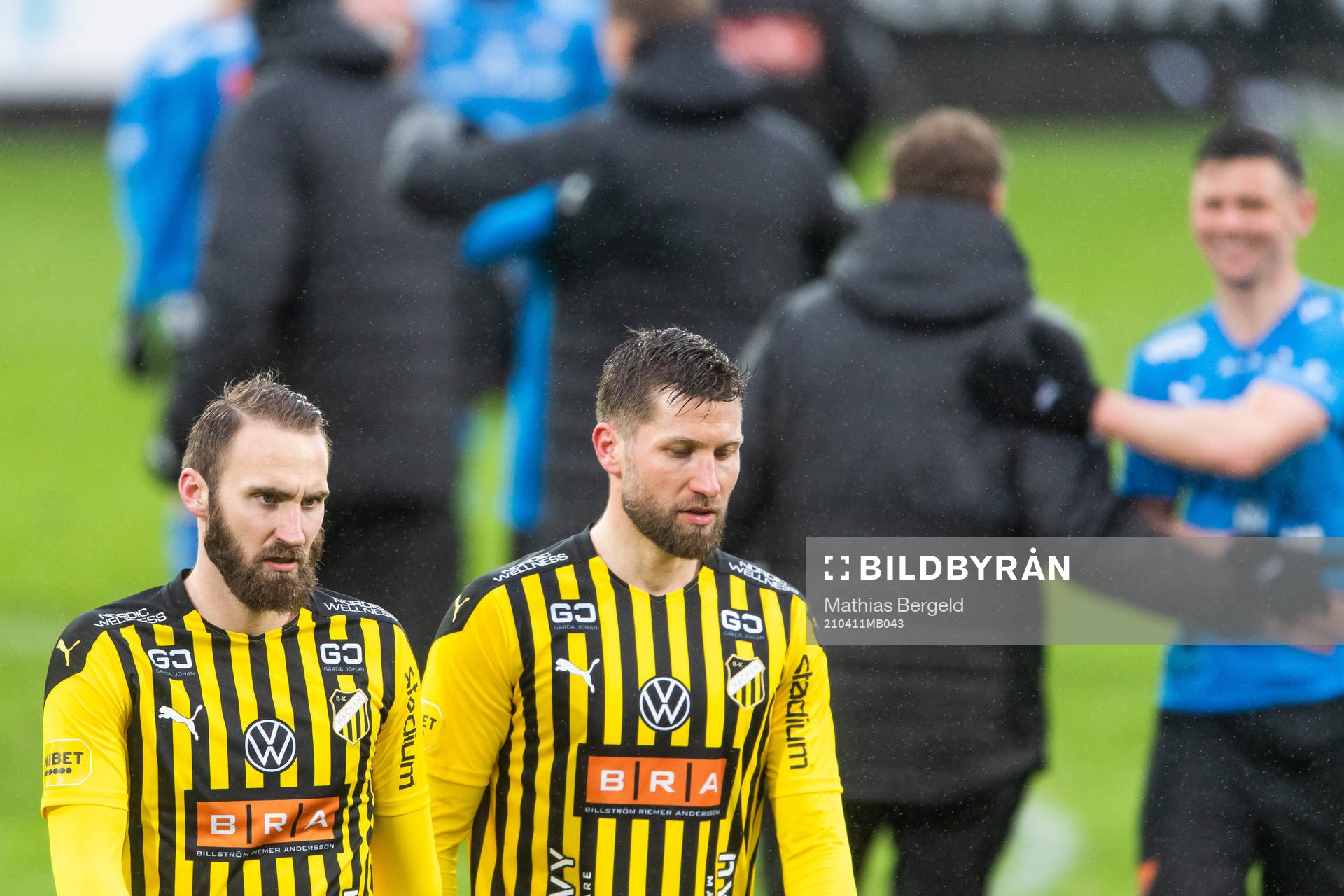 Häckens Oskar Sverrisson och Joona Toivio deppar