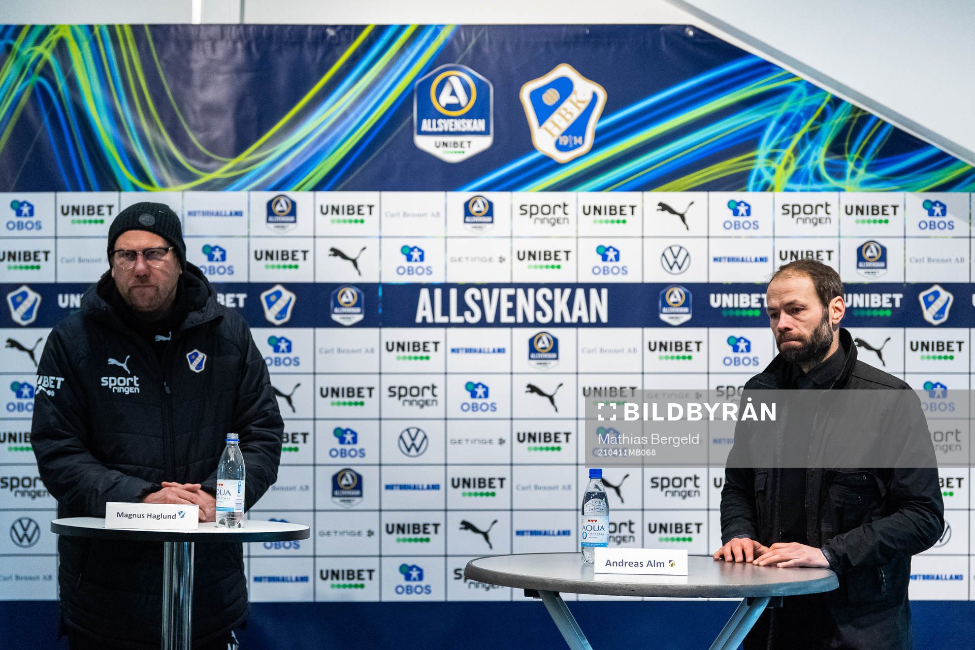 Halmstads tränare Magnus Haglund och Häckens tränare
