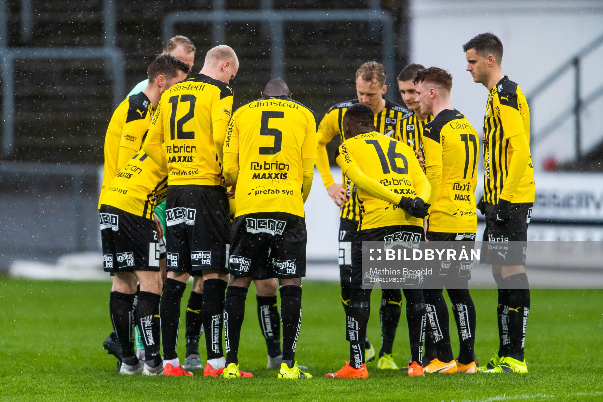 Häckens spelare samlas