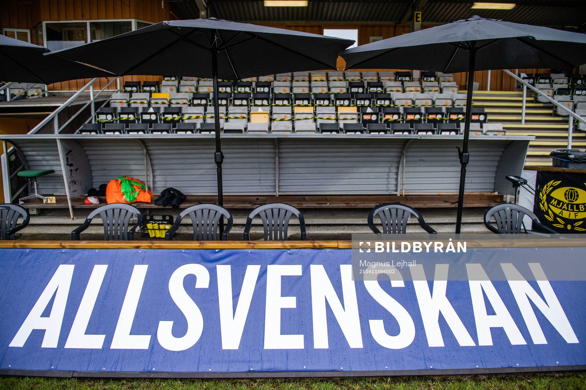 Tomma läktaren