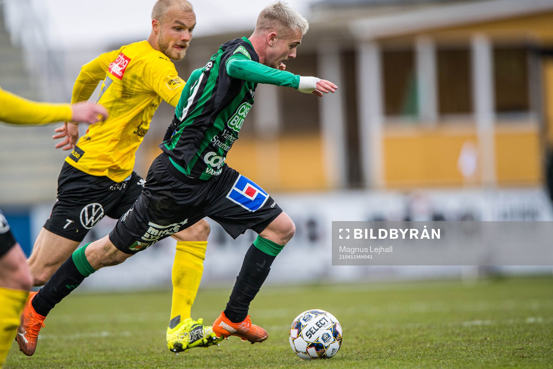 Varbergs Albin Mörfelt och Mjällbys Viktor Gustafson
