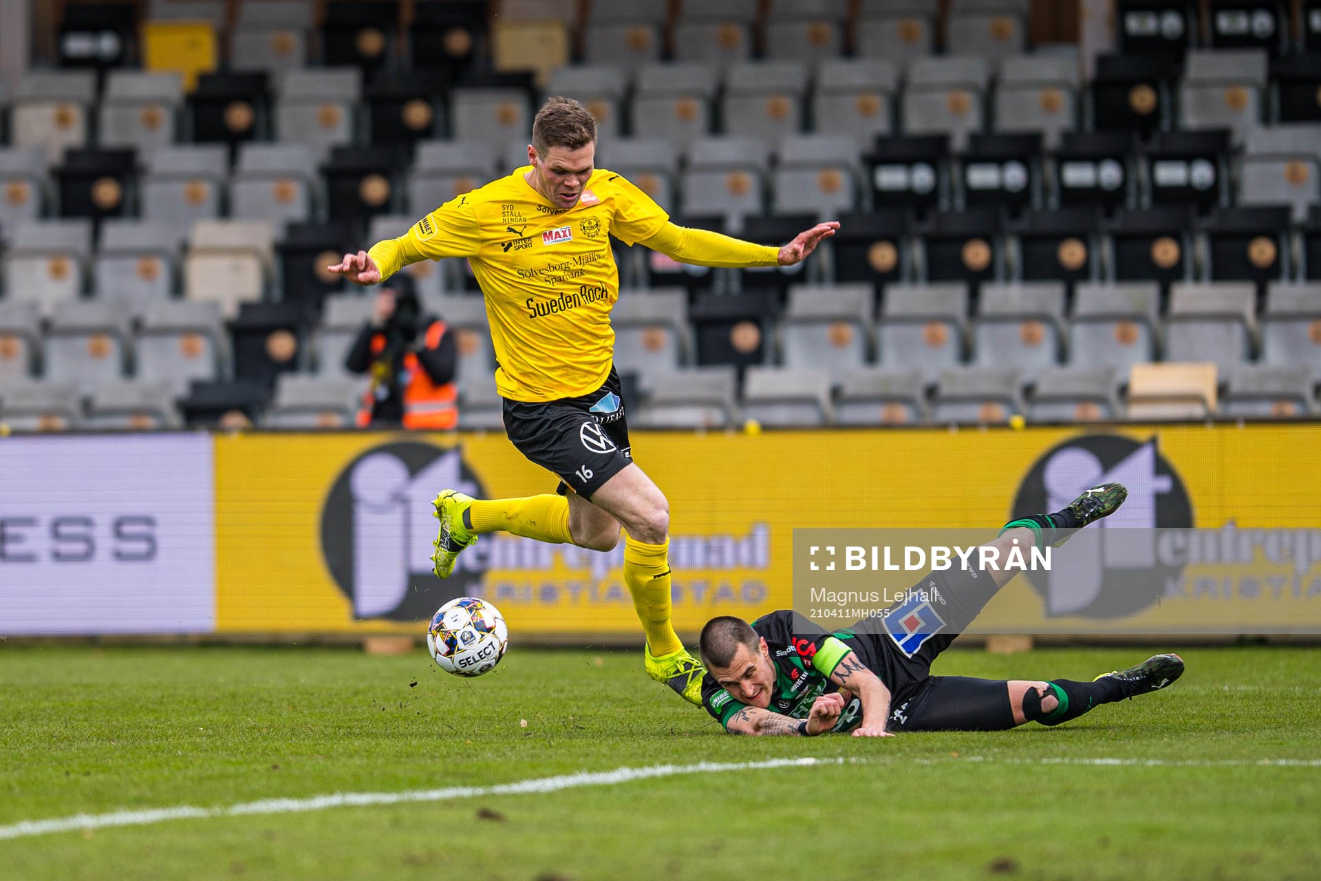 Mjällbys Jacob Bergström  och Varbergs Jon Birkfeldt