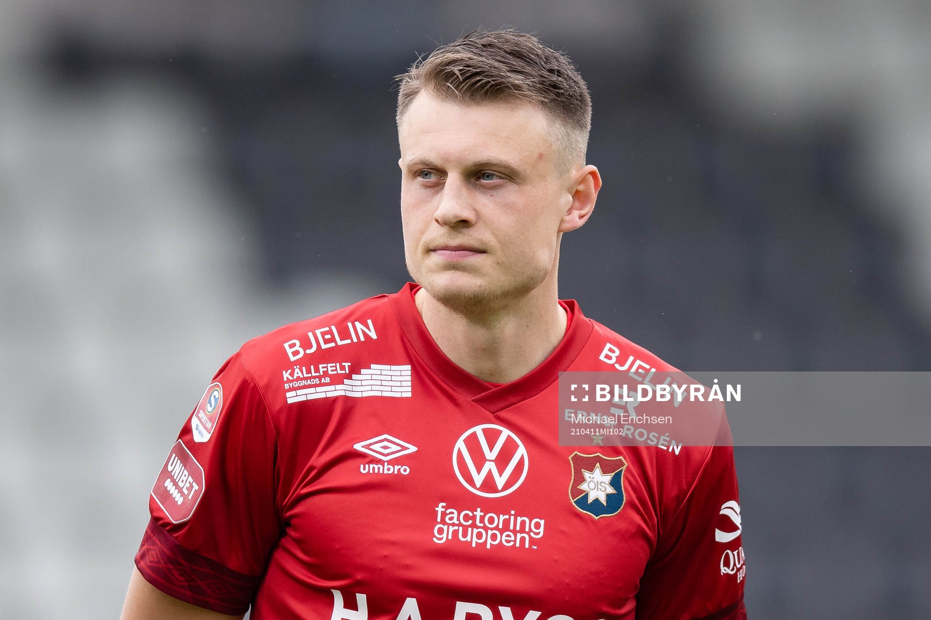 Örgrytes Marcus Haglind Sangré på line up innan fotbollsmatchen i Superettan mellan Örgryte och Öster den 11 april 2021 i Göteborg. 