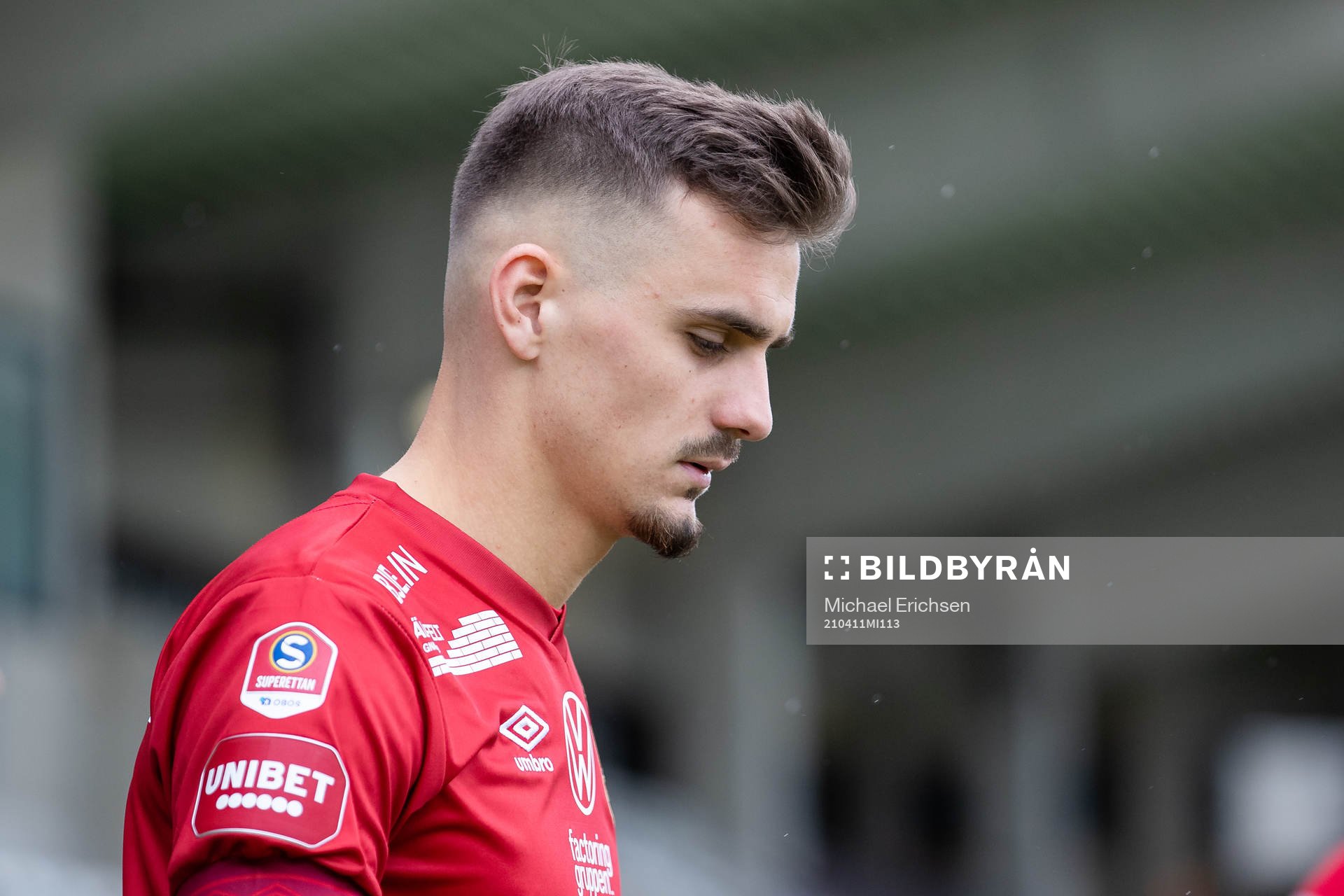 Örgrytes Ajdin Zeljkovic innan fotbollsmatchen i