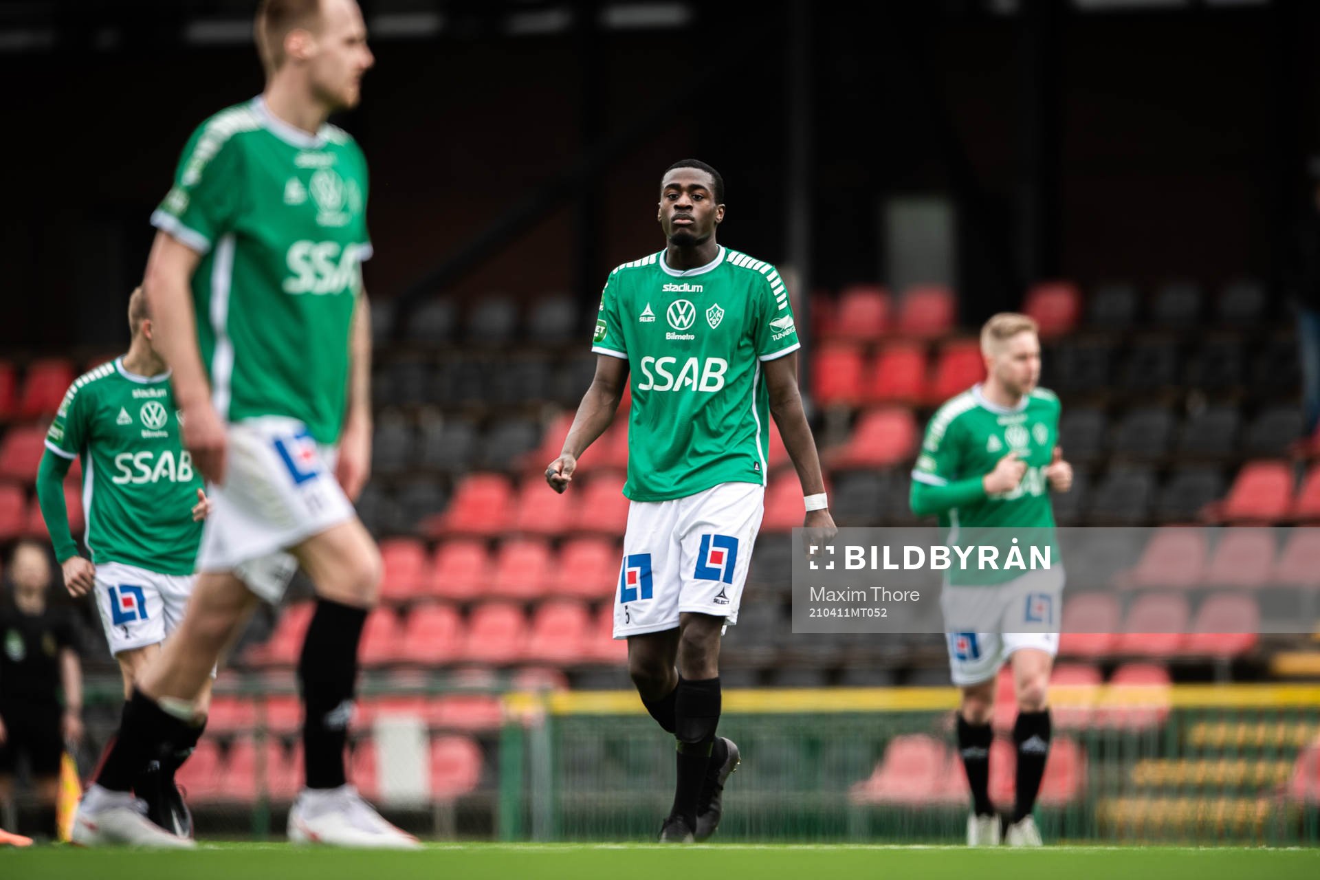 Brages Adil Titi