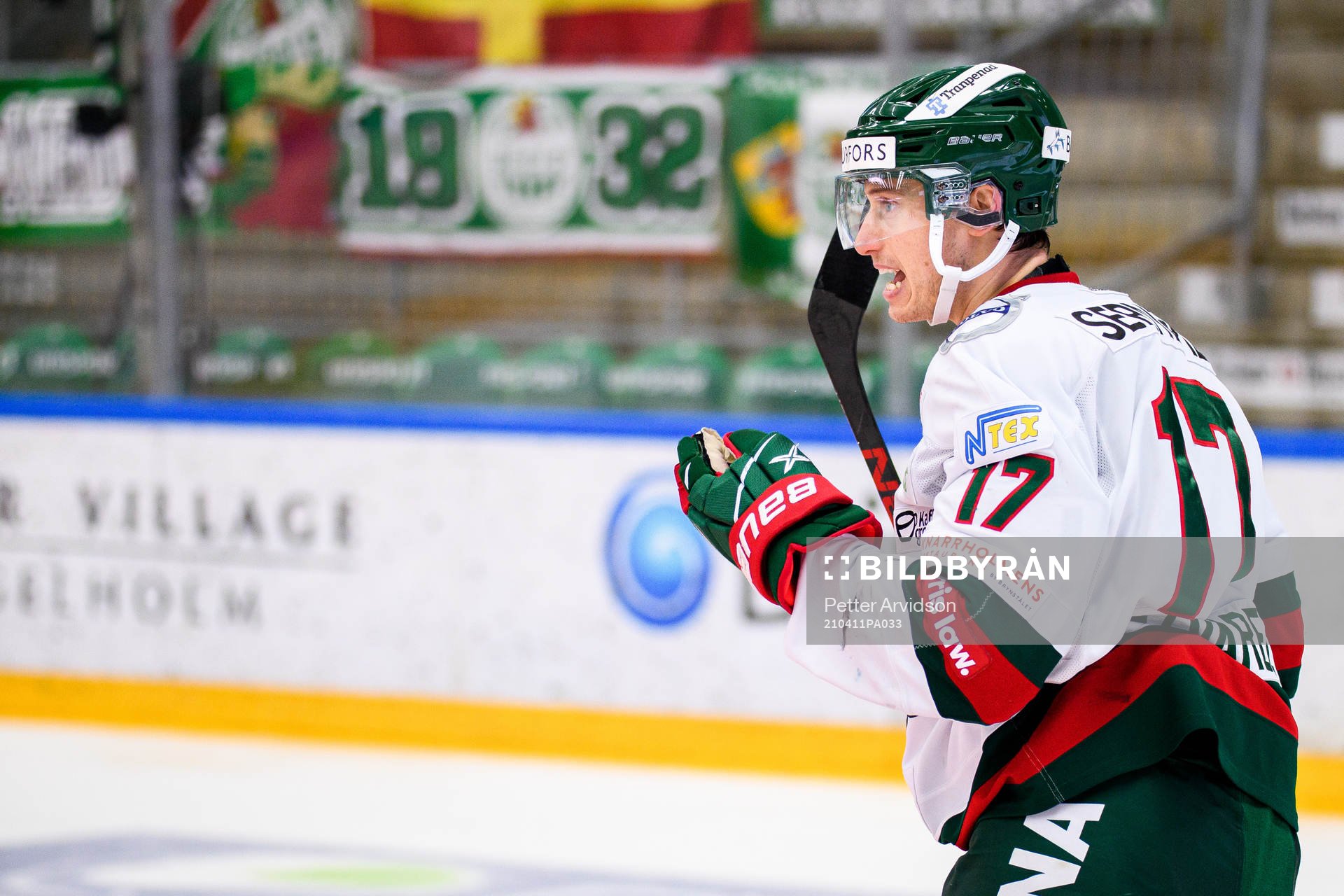 Frölundas Robin Alvarez jublar