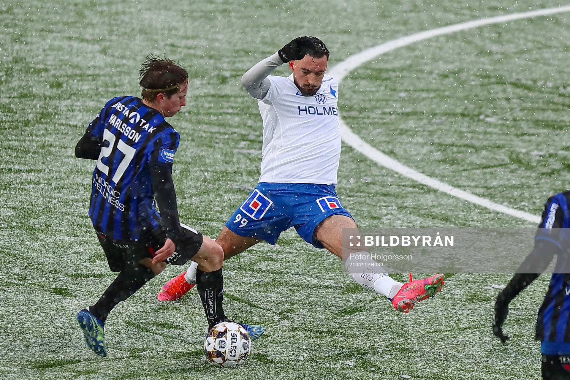 Sirius Johan Karlsson och IFK Norrköpings Sead Haksabanovic