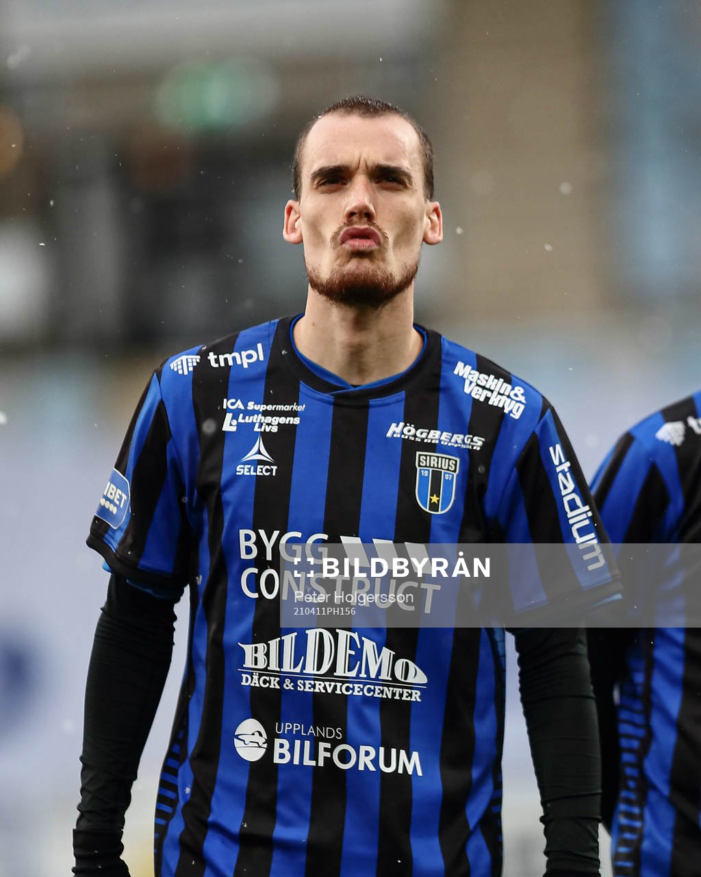 Sirius Adam Hellborg nder fotbollsmatchen i Allsvenskan
