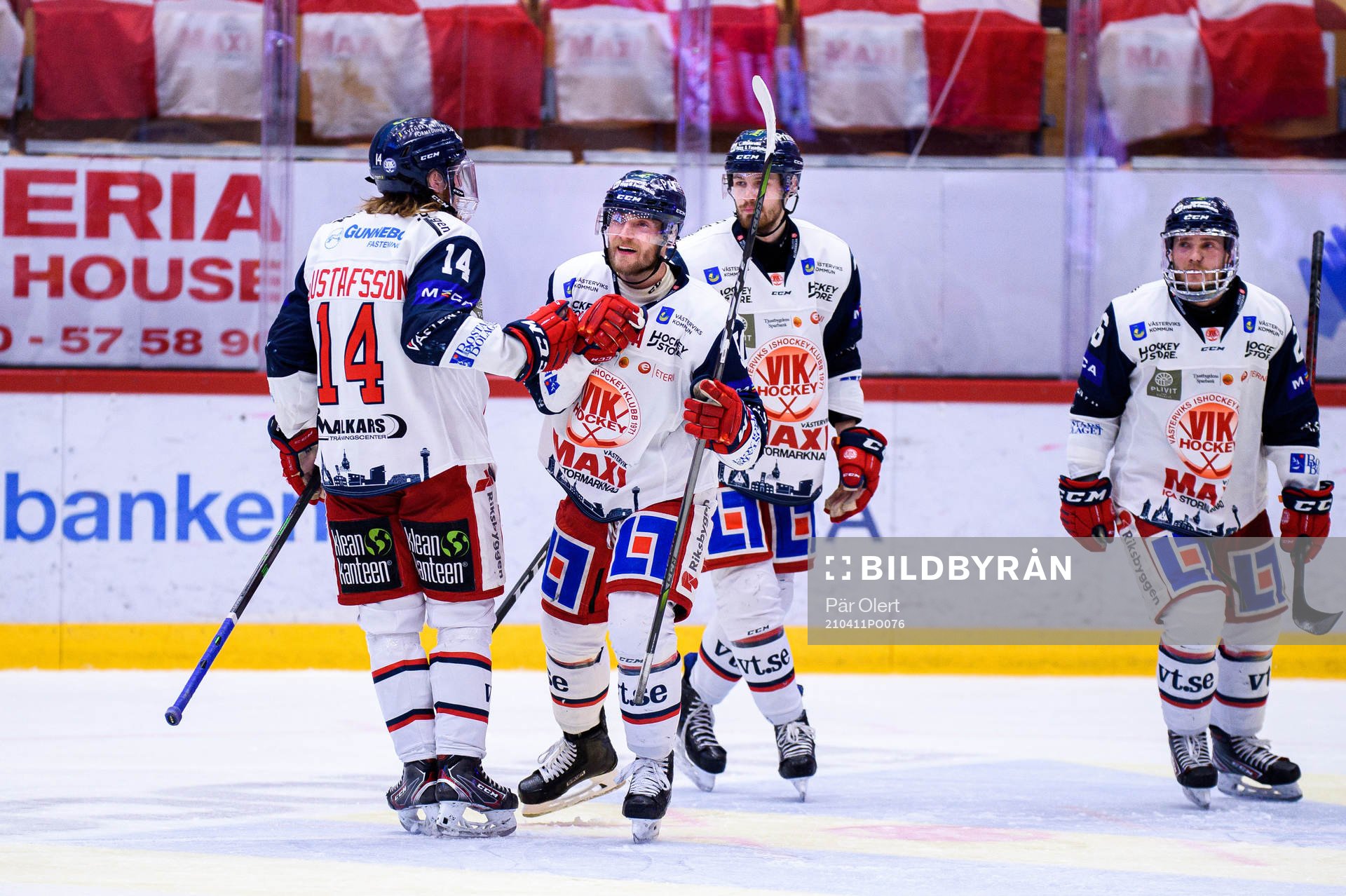 Västerviks Kellen Jones jublar
