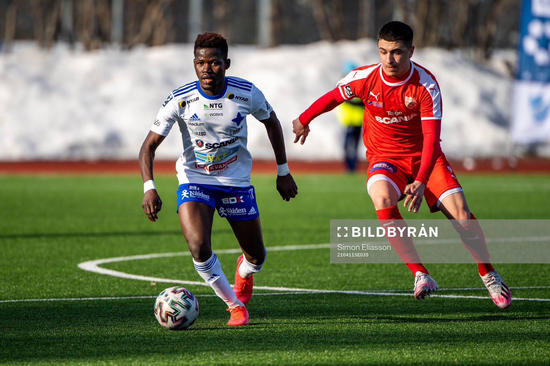 Luleås Mamadou Kouyate och Assyriskas Antonio Yakoub