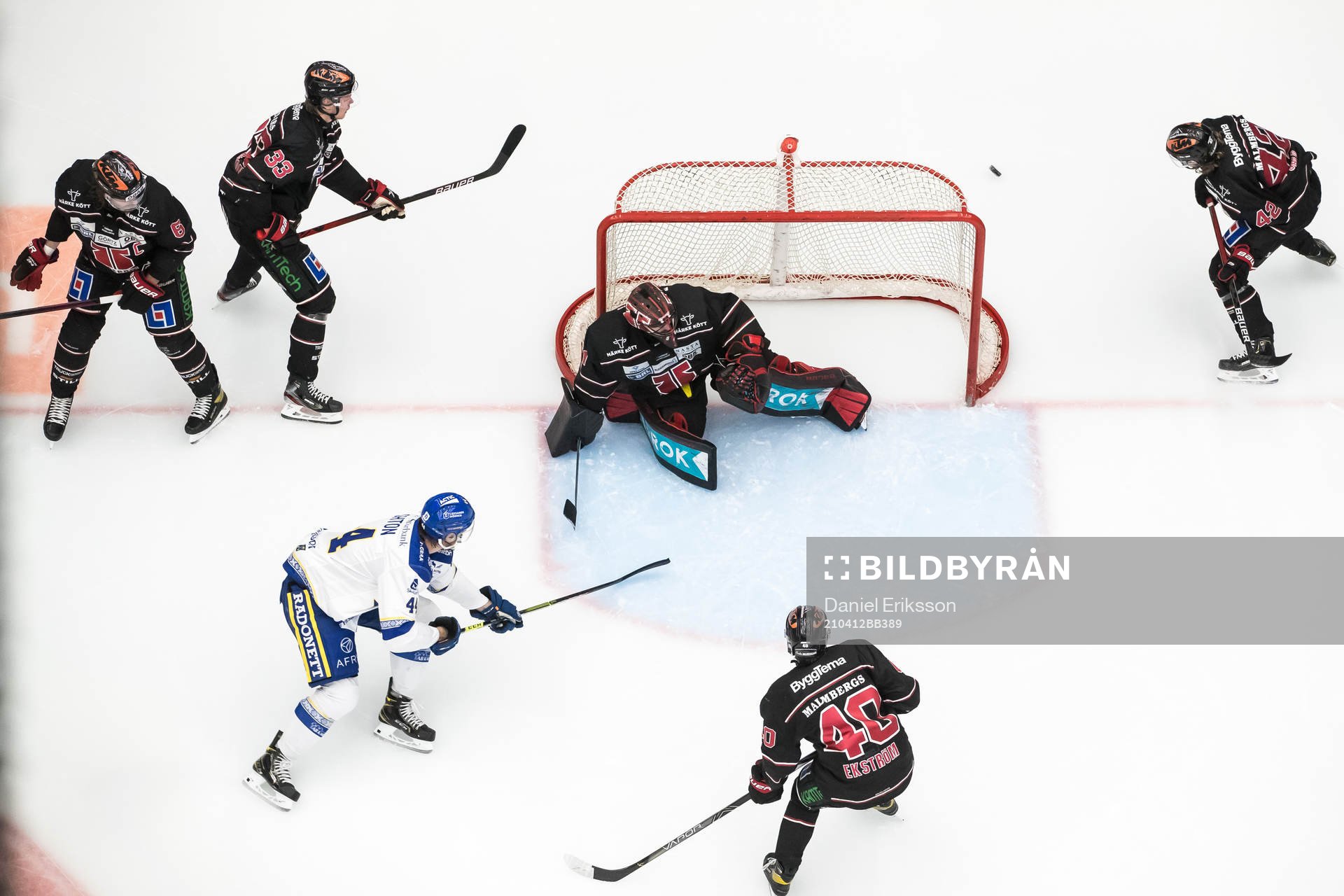 Leksands Carter Ashton och Örebros målvakt Jhonas Enroth