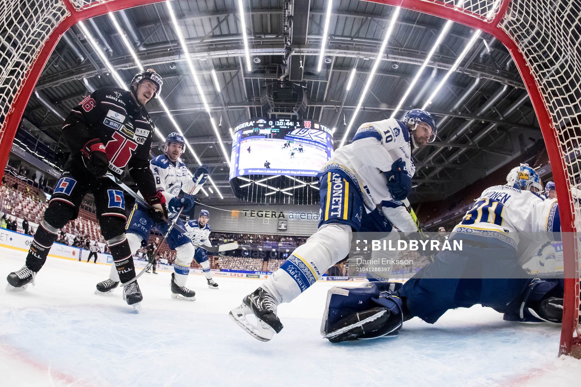 Örebros Emil Larsson och Leksands Johan Fransson och