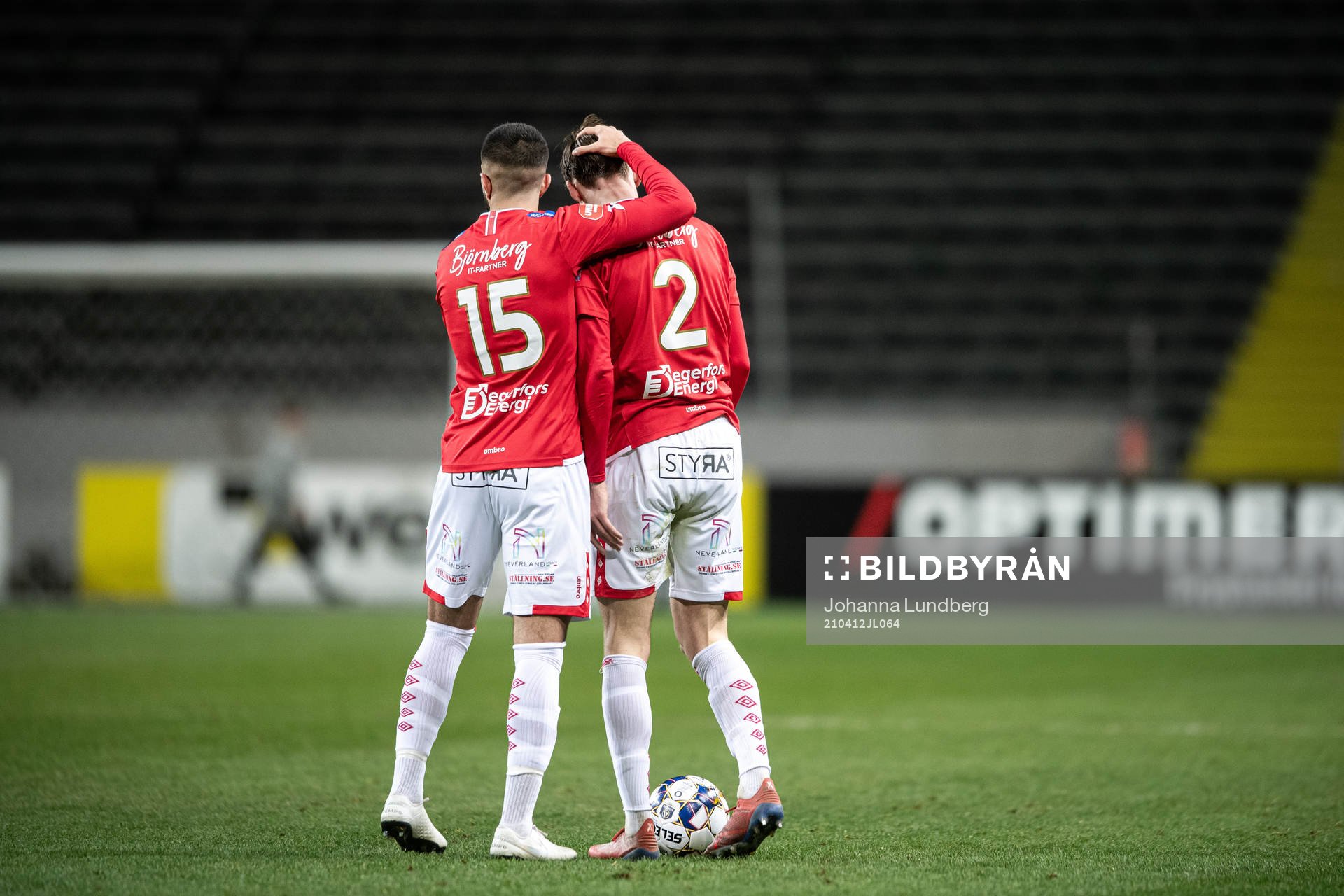 Degerfors Sean Sabetkar och Gustav Granath deppar